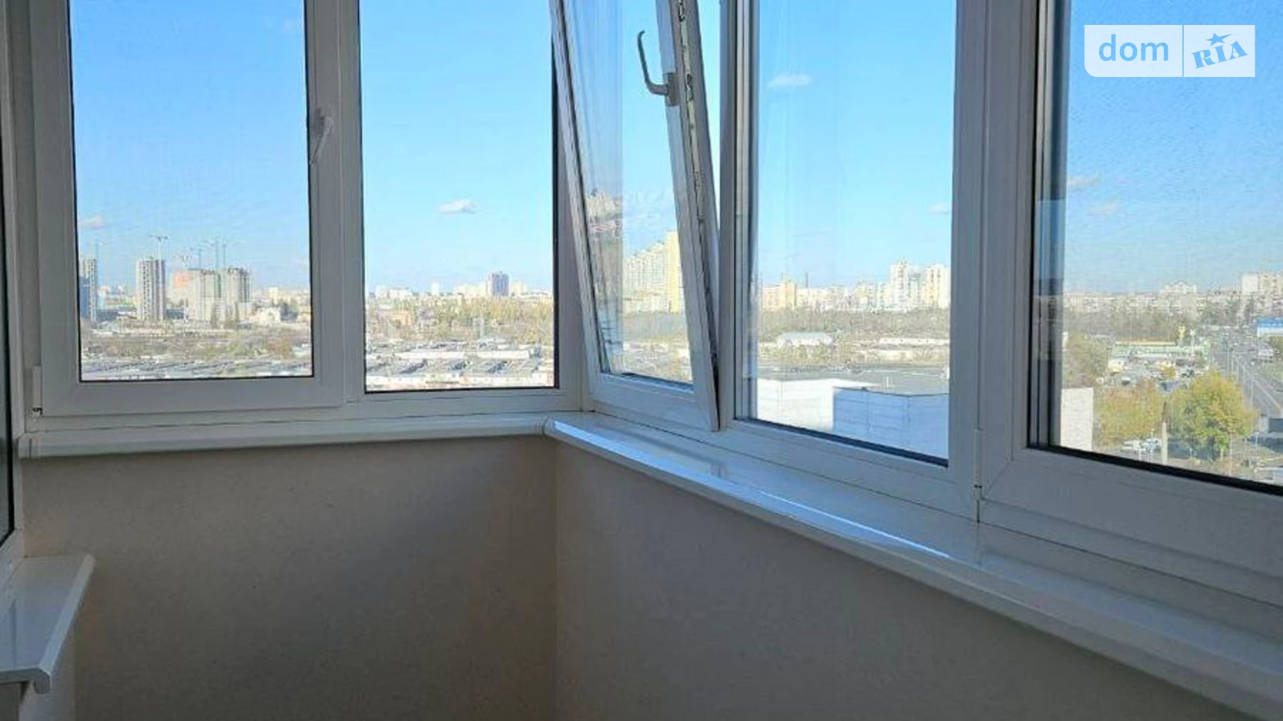 Продается 2-комнатная квартира 67 кв. м в Киеве, ул. Драгоманова, 2Б - фото 4