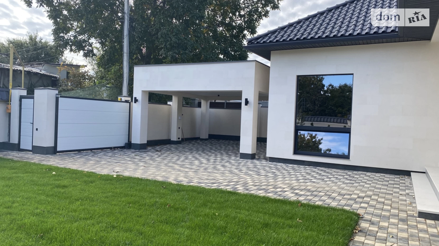 Продается одноэтажный дом 190 кв. м с гаражом, цена: 365000 $ - фото 3