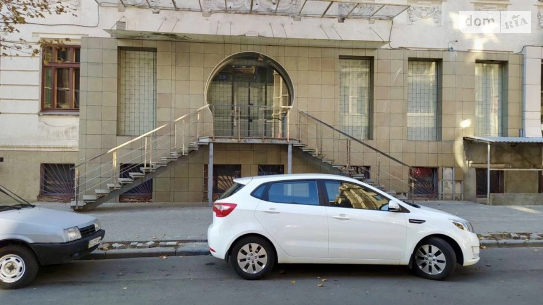 Сдается в аренду помещения свободного назначения 280 кв. м в 4-этажном здании, цена: 1600 $ - фото 2