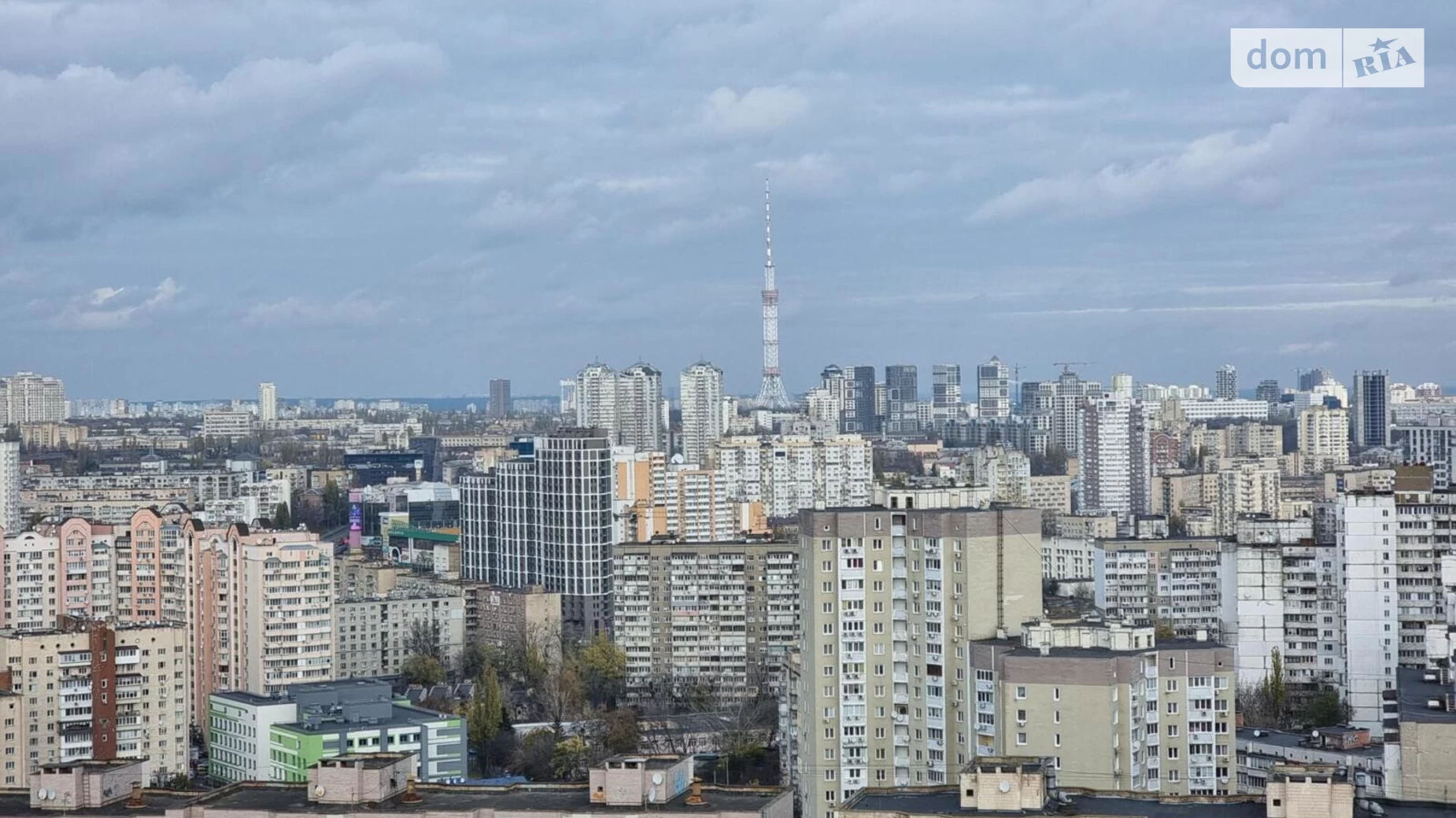 Продається 3-кімнатна квартира 100.17 кв. м у Києві, вул. Новопольова, 2