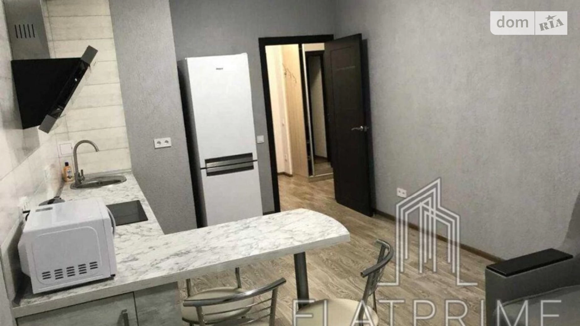 Продается 1-комнатная квартира 43 кв. м в Киеве, ул. Елены Пчилки, 3Д - фото 2