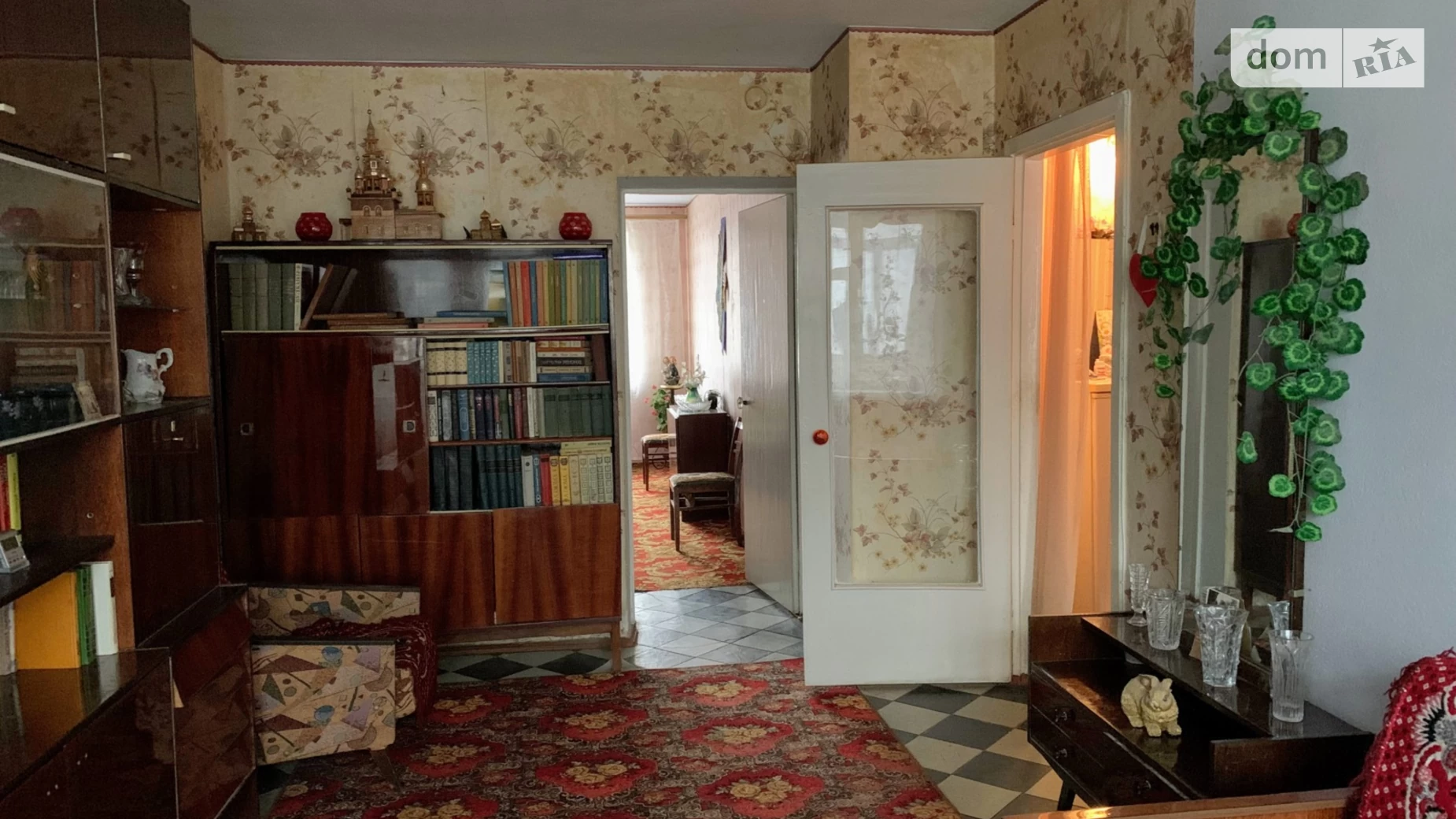 Продається 2-кімнатна квартира 45 кв. м у Миколаєві, просп. Миру