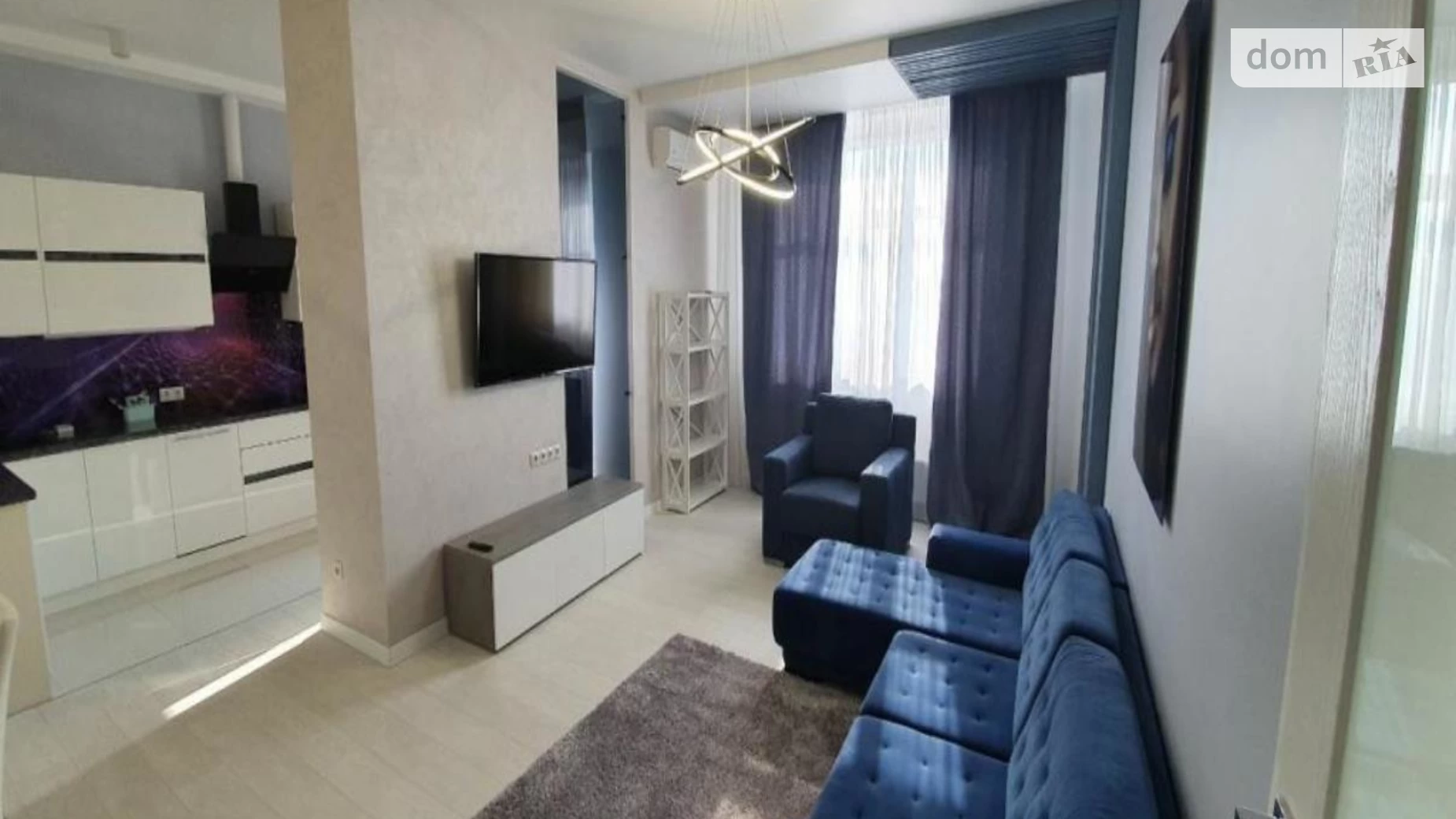 Продается 2-комнатная квартира 80 кв. м в Киеве, ул. Василия Тютюнника, 53Б