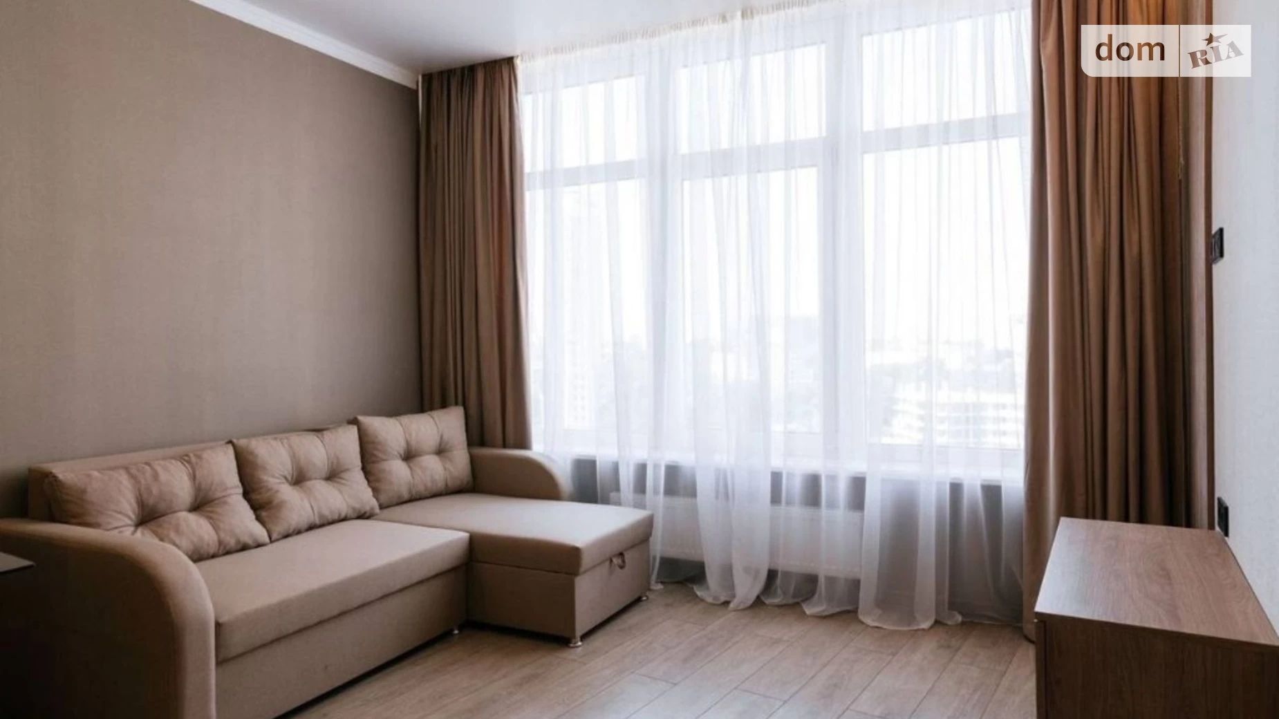 Продается 2-комнатная квартира 50 кв. м в Одессе, ул. Генуэзская, 3В
