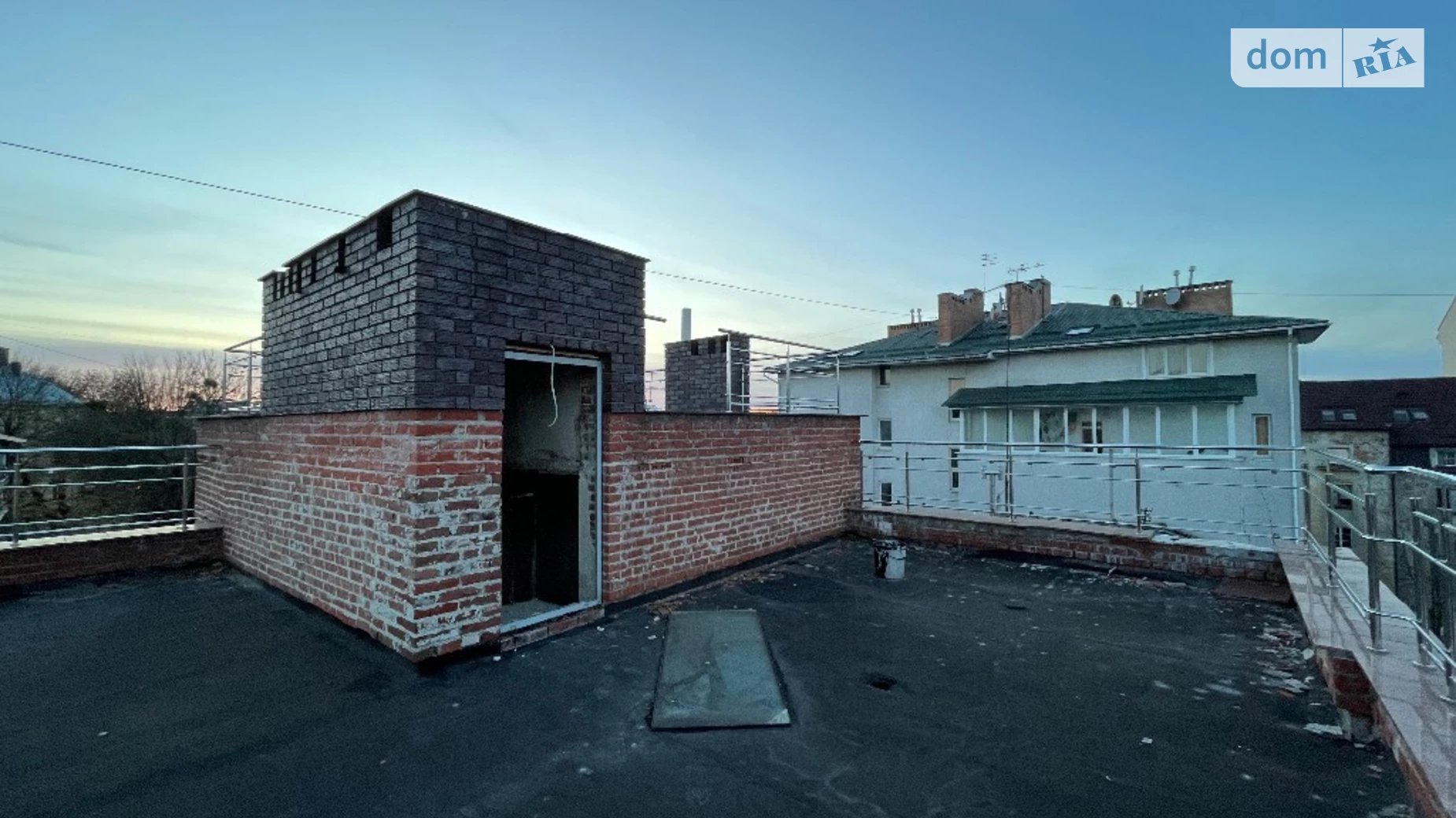 Продается дом на 4 этажа 380 кв. м с камином, цена: 900000 $ - фото 5