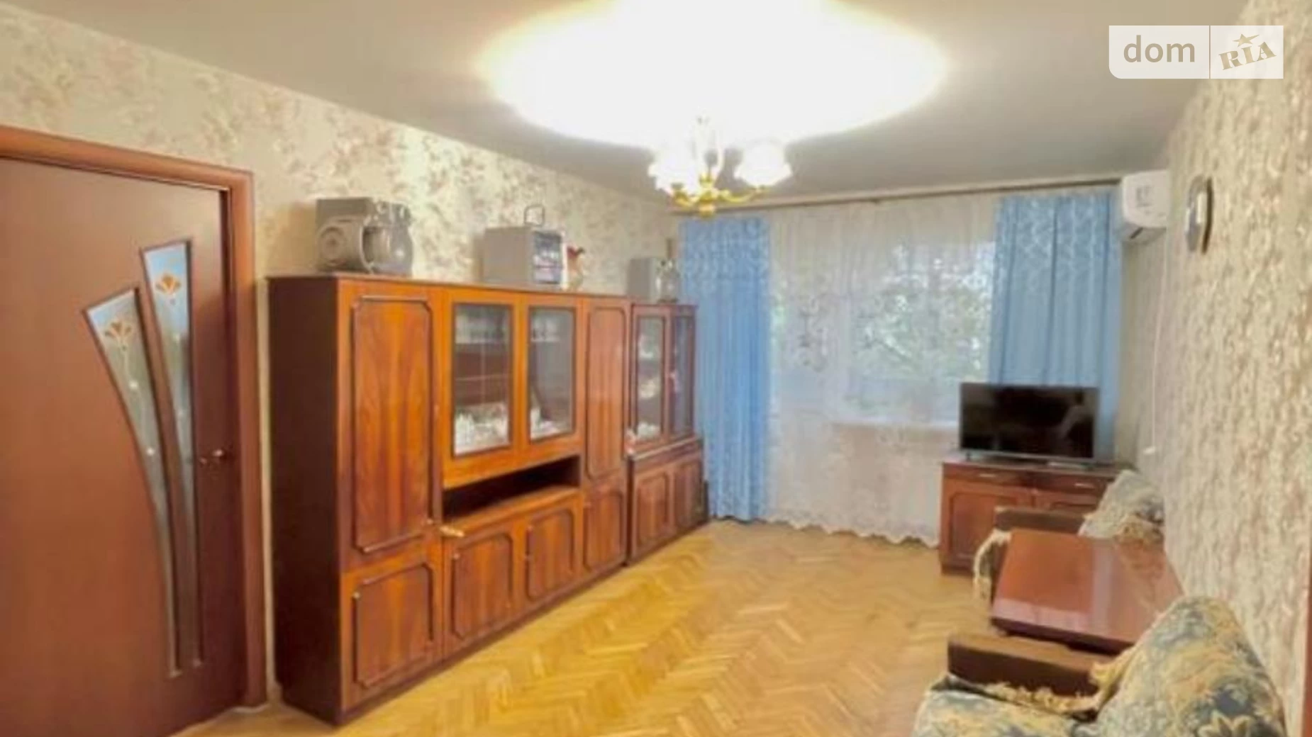 Продается 2-комнатная квартира 47 кв. м в Киеве, ул. Елены Телиги, 9