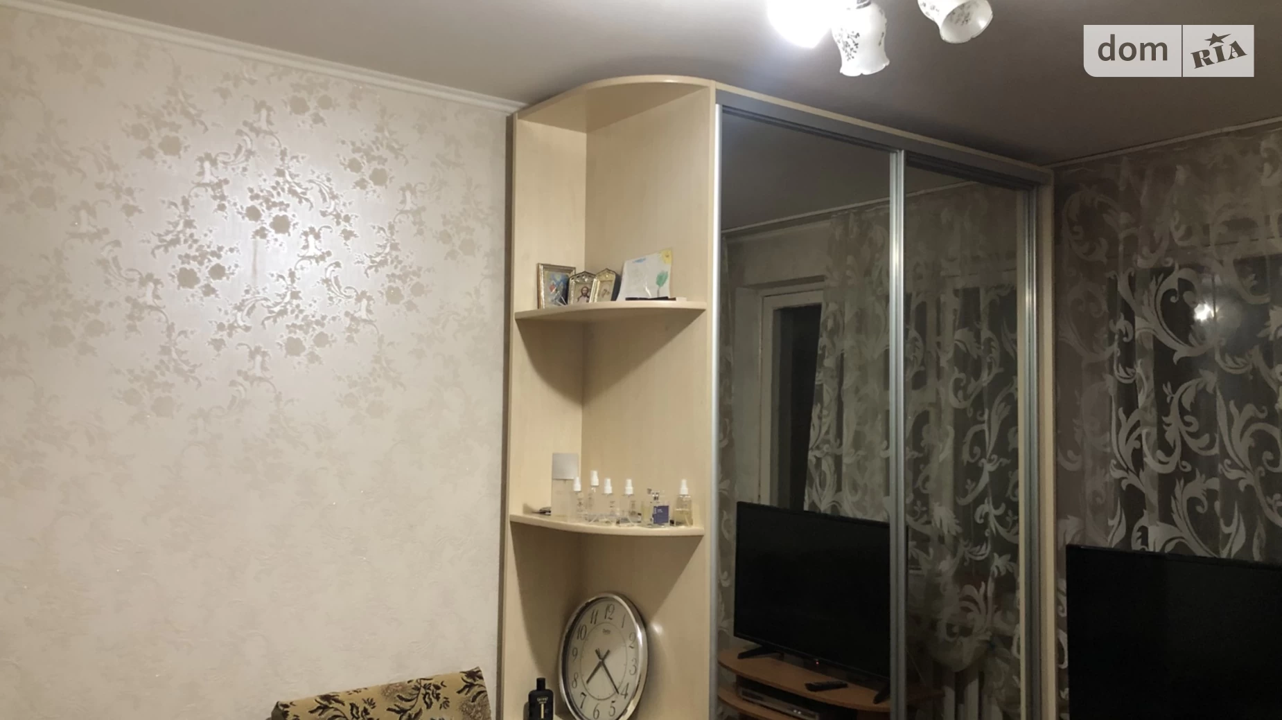 Продается 1-комнатная квартира 32.6 кв. м в Виннице, ул. Келецкая, 128
