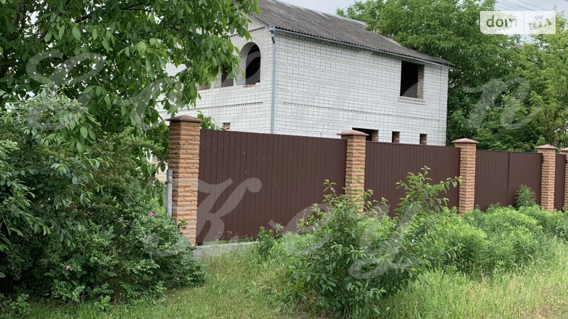 Продается дом на 2 этажа 178 кв. м с гаражом, цена: 69000 $ - фото 3