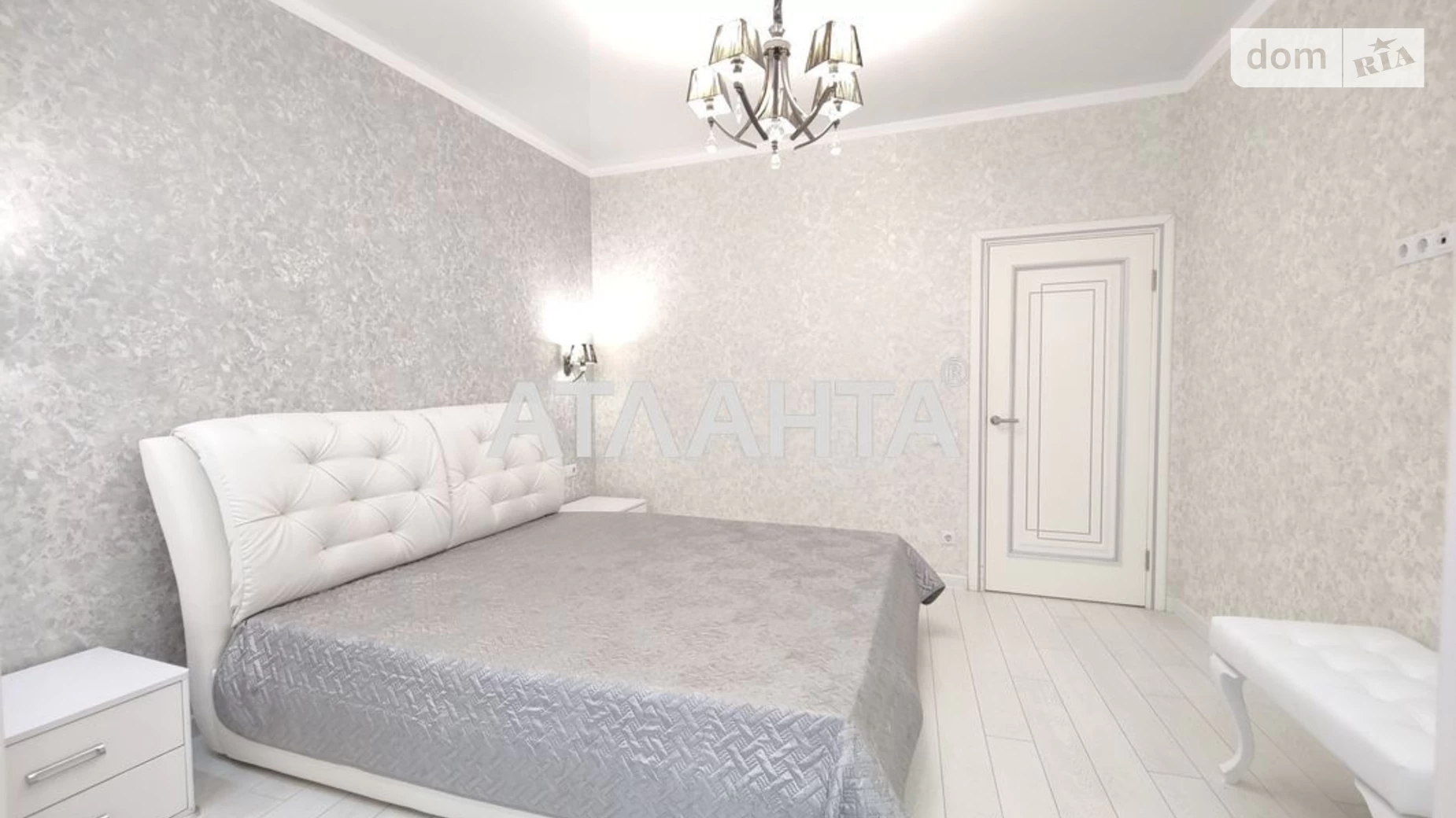 Продается 1-комнатная квартира 45 кв. м в Одессе, ул. Генуэзская, 3Б