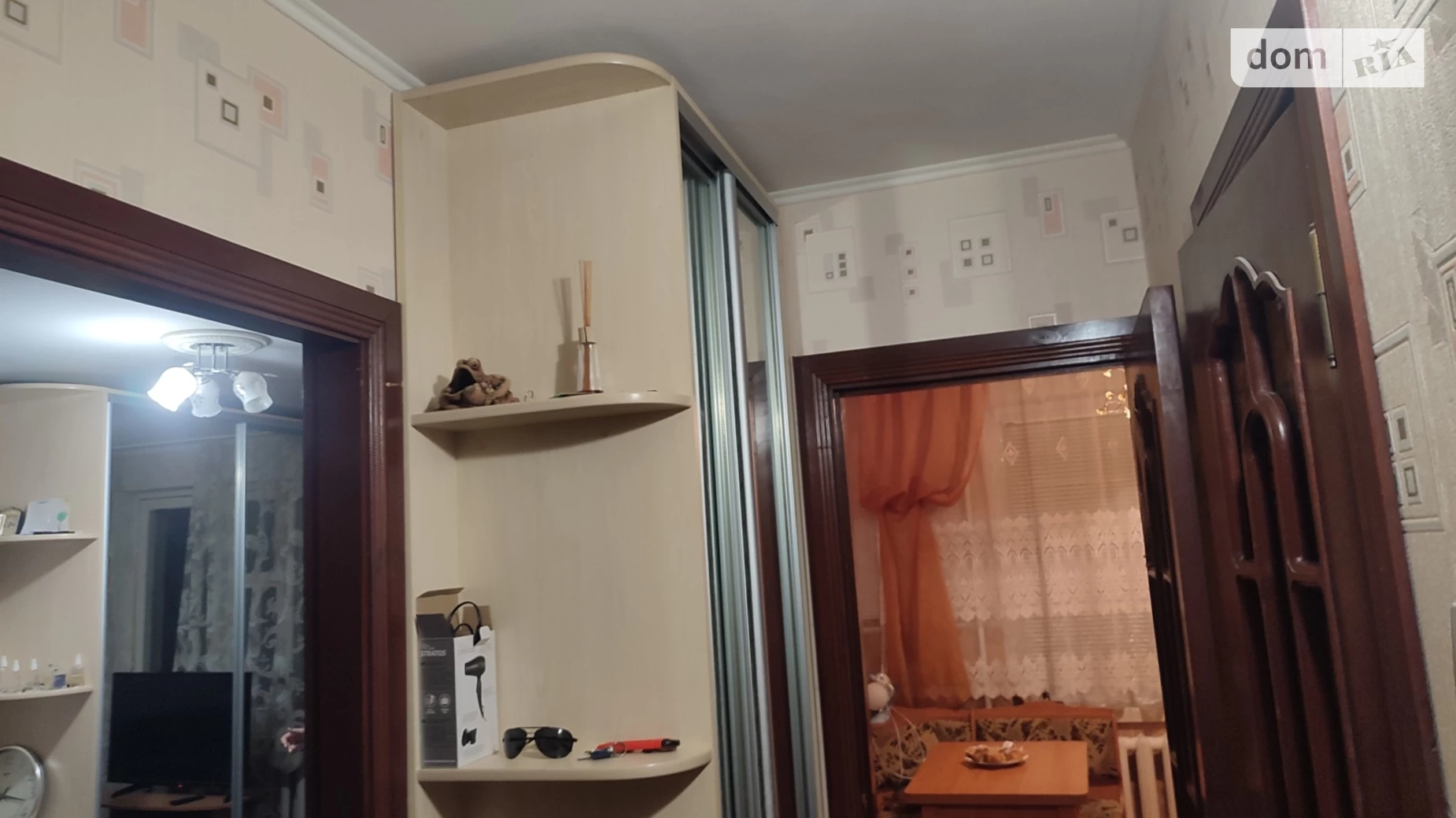 Продается 1-комнатная квартира 32.6 кв. м в Виннице, ул. Келецкая, 128