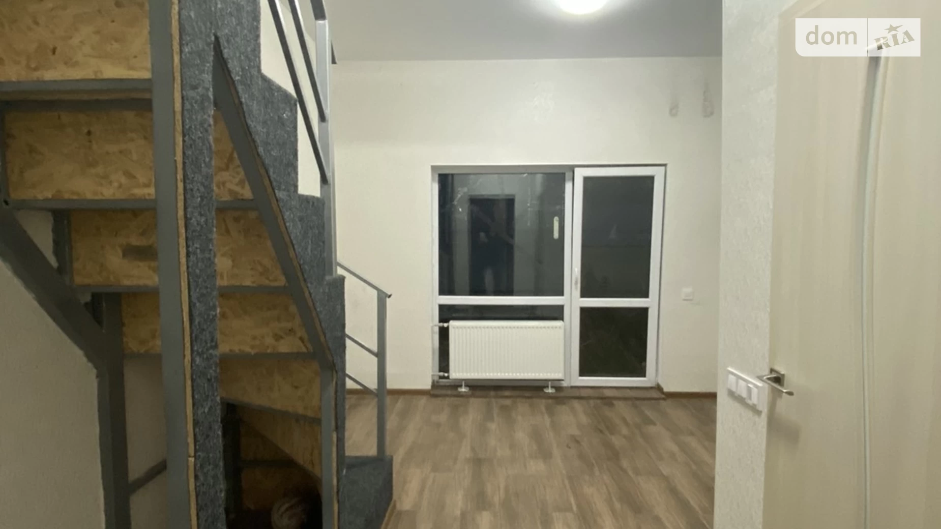 Продается 1-комнатная квартира 30 кв. м в Одессе, ул. Магистральная - фото 2