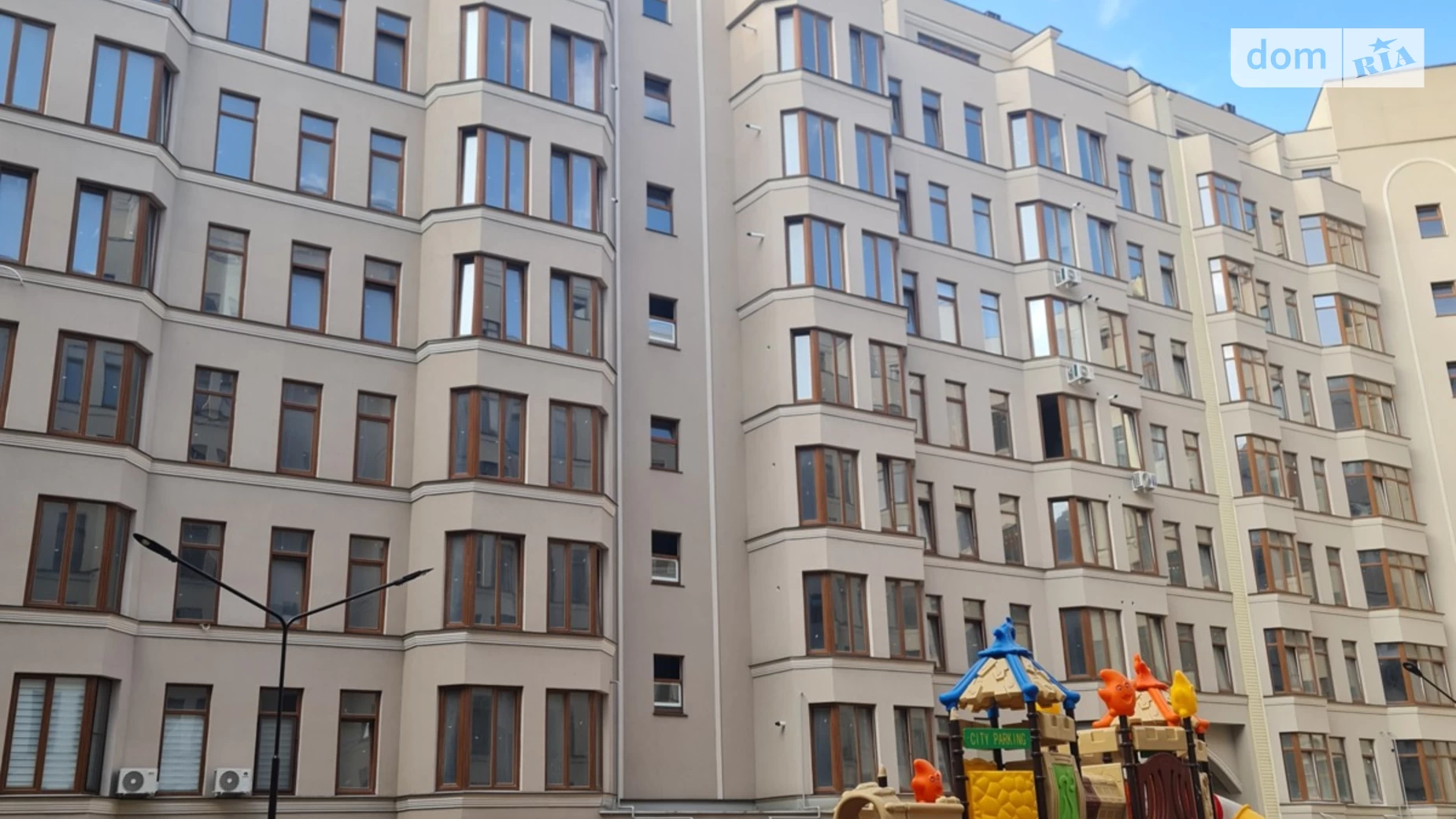 Продается 2-комнатная квартира 63 кв. м в Одессе, ул. Дача Ковалевского, 91
