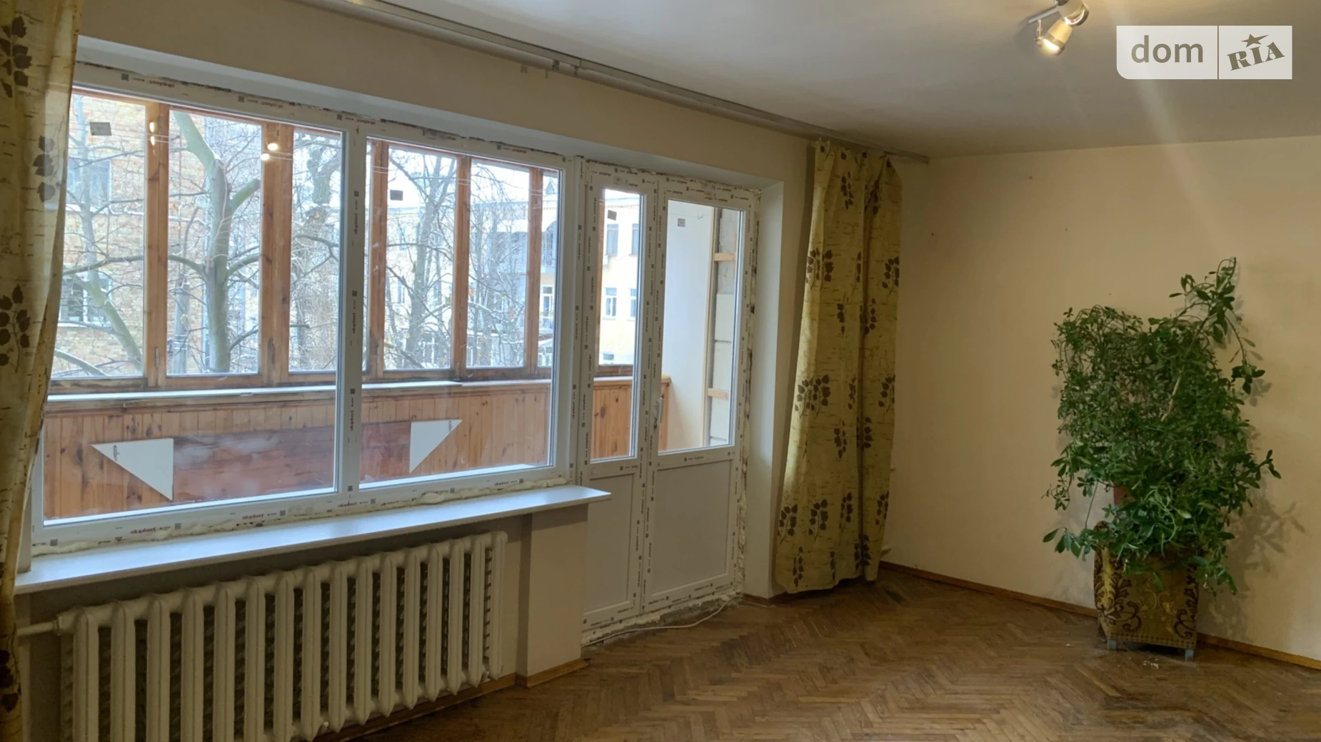 Продается 3-комнатная квартира 105 кв. м в Киеве, ул. Академика Янгеля, 4 - фото 2