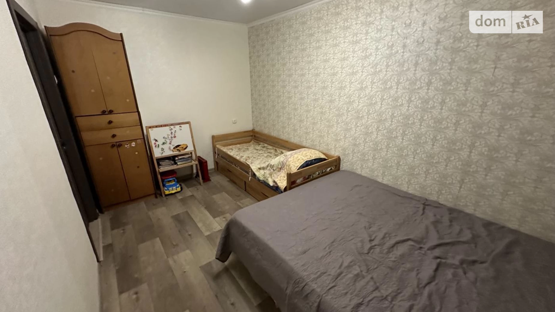 Продається 2-кімнатна квартира 52 кв. м у Миколаєві, вул. Озерна