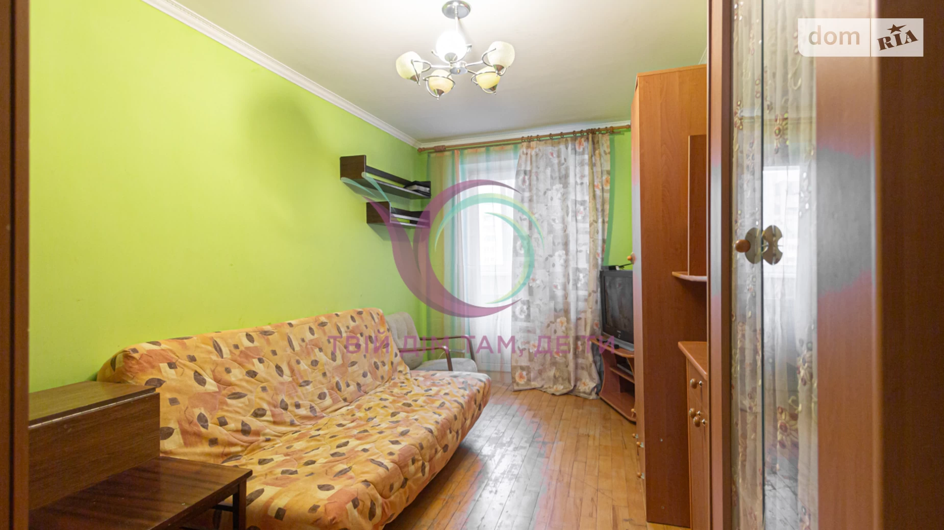 Продається 4-кімнатна квартира 118 кв. м у Львові, вул. Роксоляни