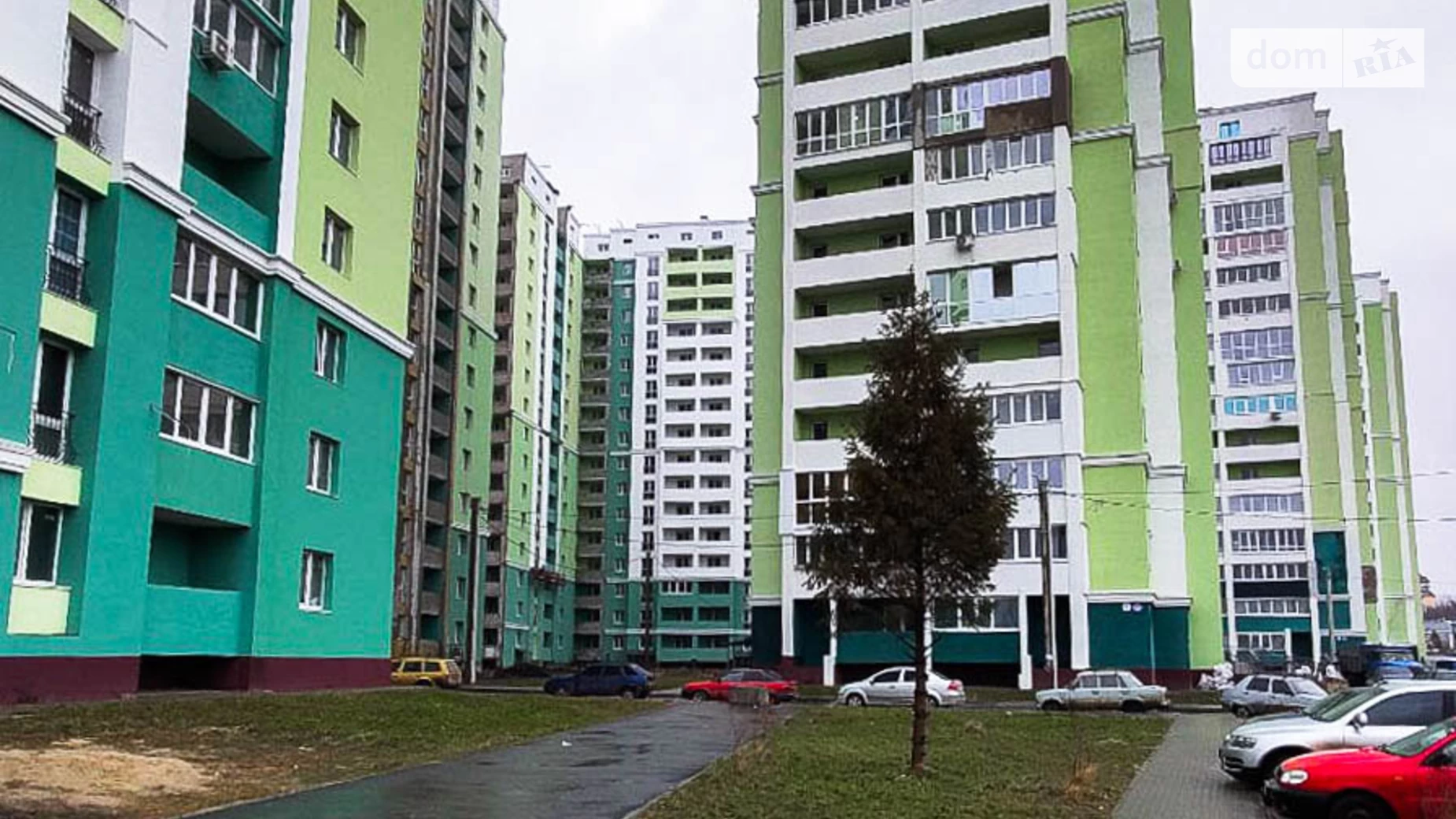 Продается 1-комнатная квартира 50 кв. м в Харькове, пр. Рогатинский, 4