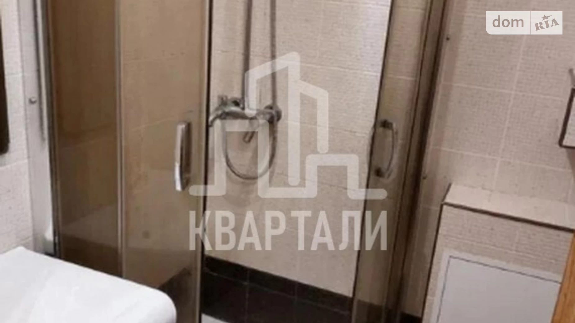 Продается 2-комнатная квартира 54 кв. м в Киеве, ул. Романа Ратушного(Волгоградская), 11