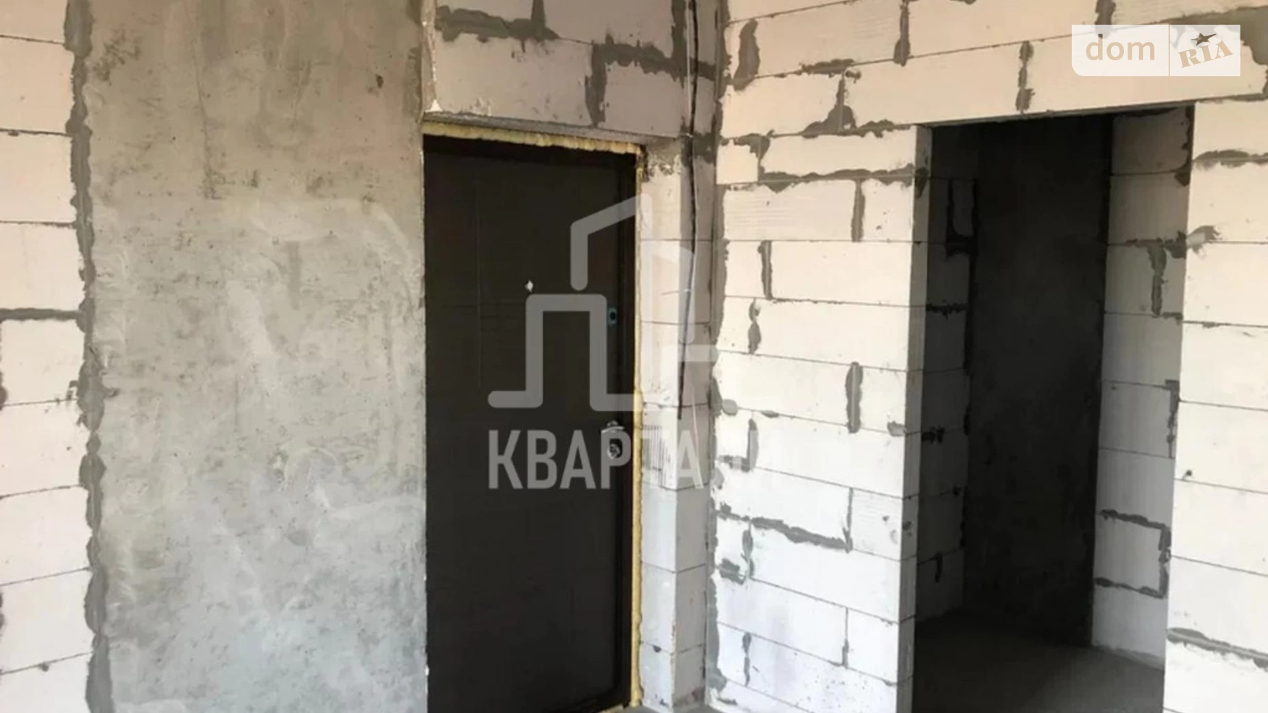 Продается 2-комнатная квартира 56 кв. м в Киеве, просп. Любомира Гузара, 15А