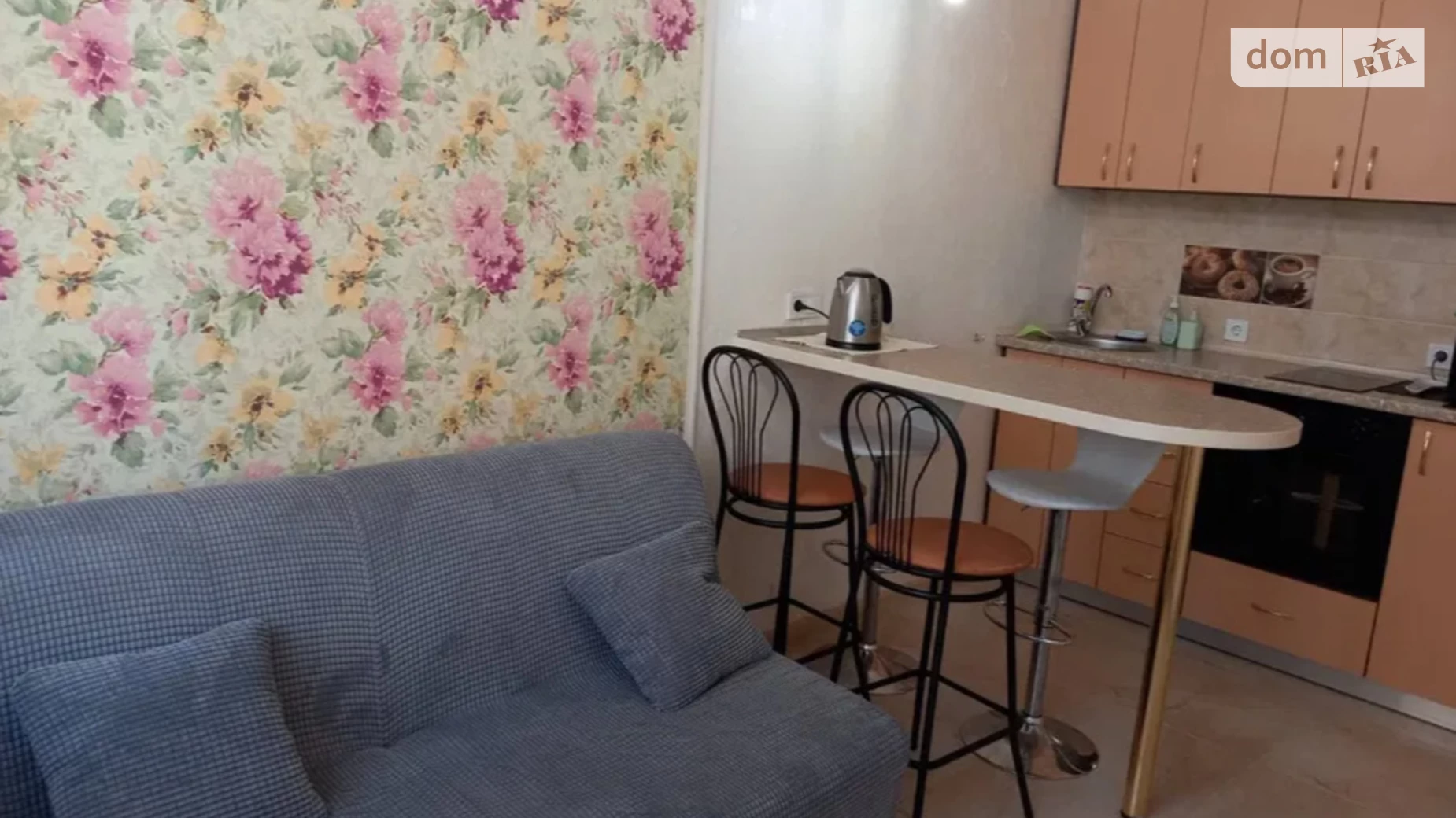 Продается 1-комнатная квартира 46 кв. м в Одессе, плато Гагаринское