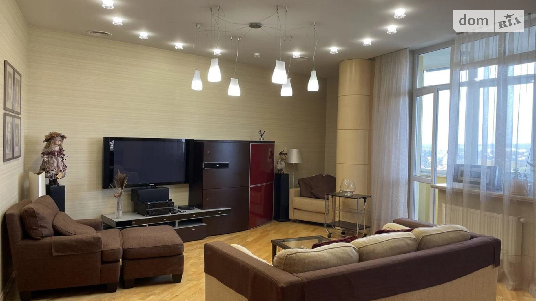 Продается 4-комнатная квартира 197 кв. м в Харькове, ул. Болбочана Петра, 52