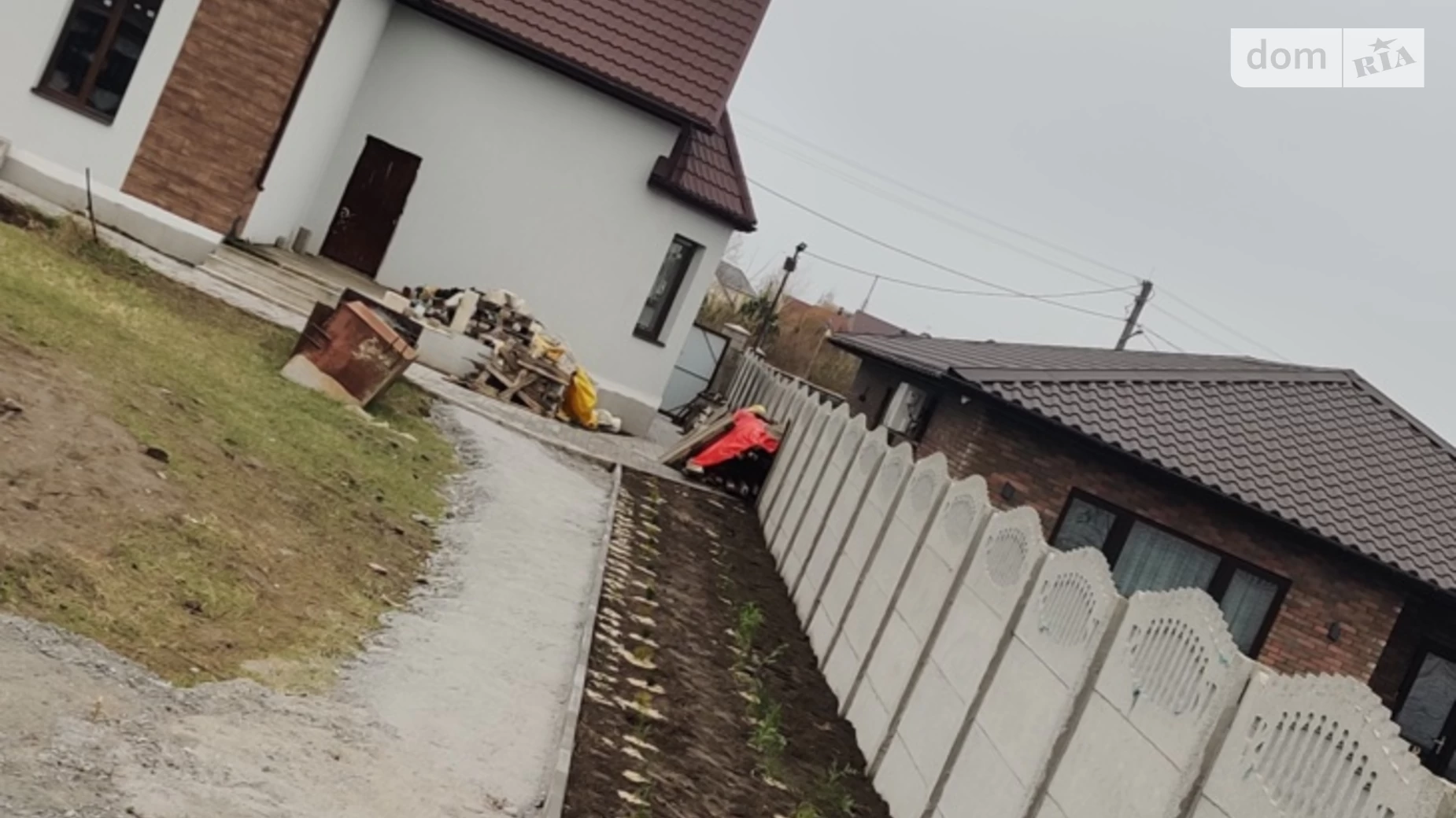 Продается дом на 2 этажа 256 кв. м с бассейном, цена: 125000 $ - фото 5