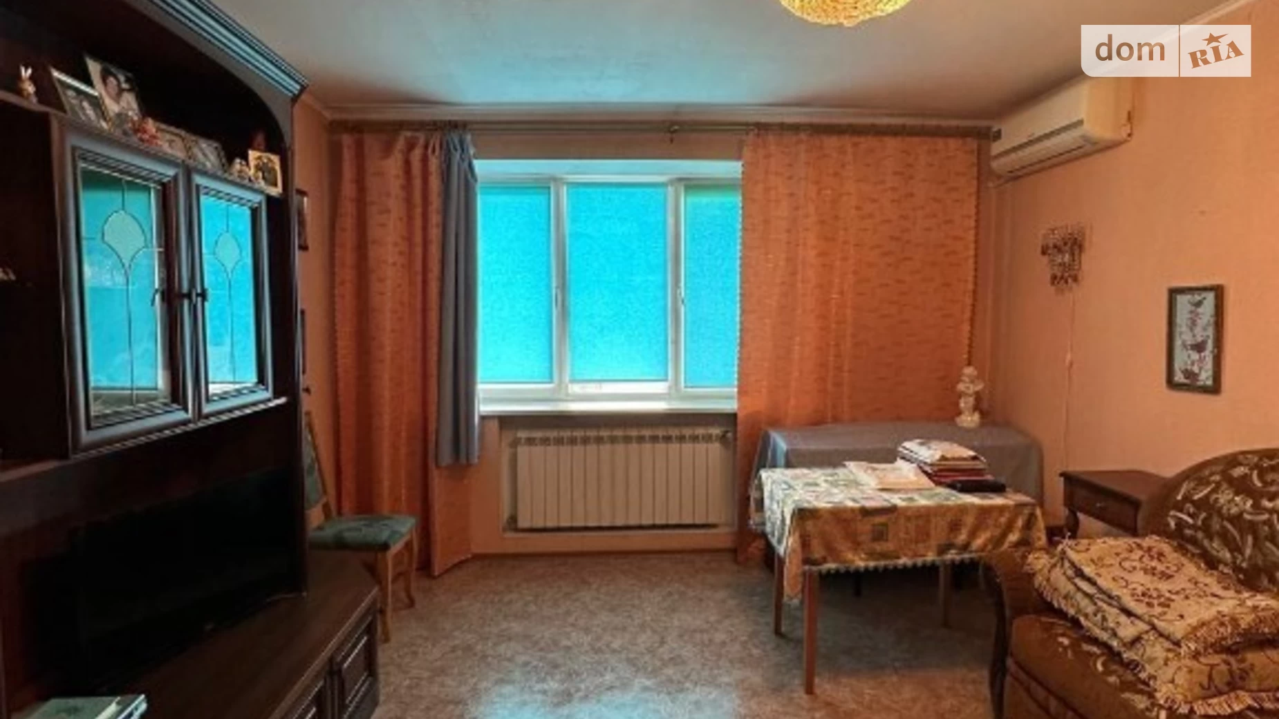 Продается 2-комнатная квартира 48 кв. м в Днепре, ул. Тютюнника Василия, 11