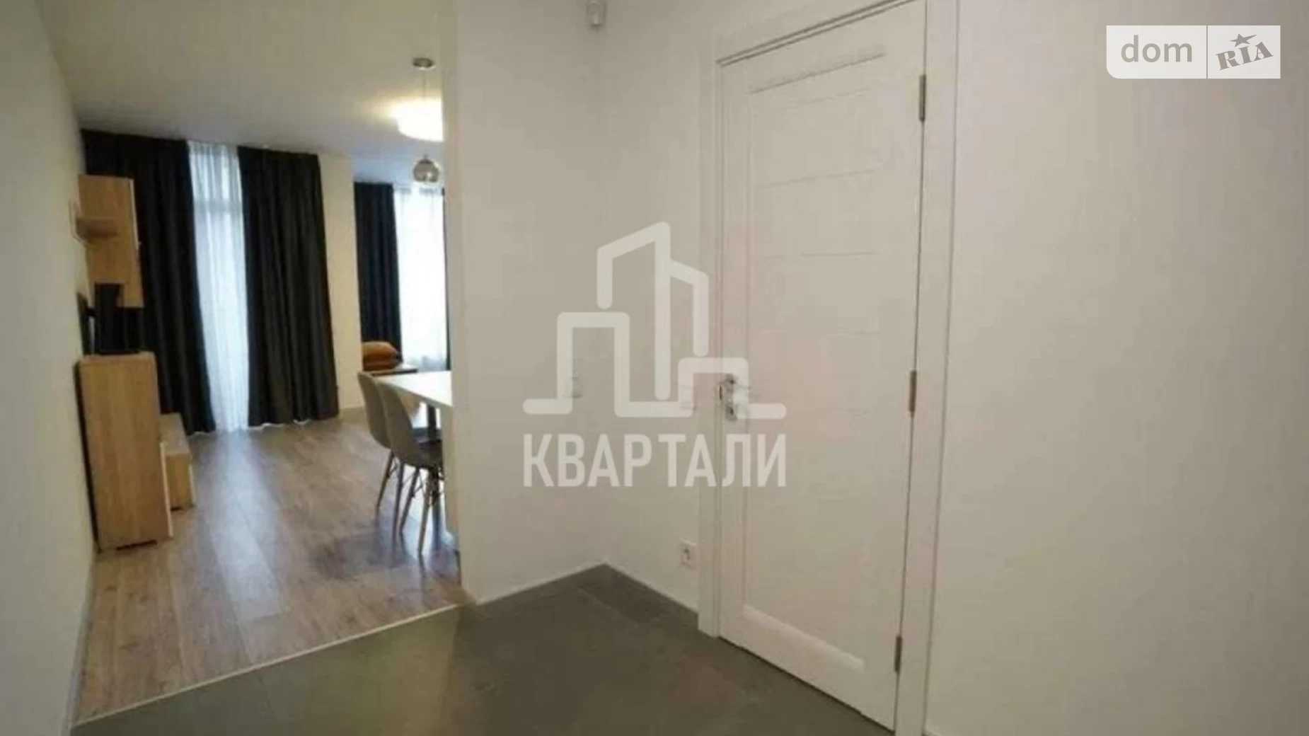 Продается 2-комнатная квартира 71 кв. м в Киеве, ул. Ростиславська(Маршала Рыбалко), 5Б