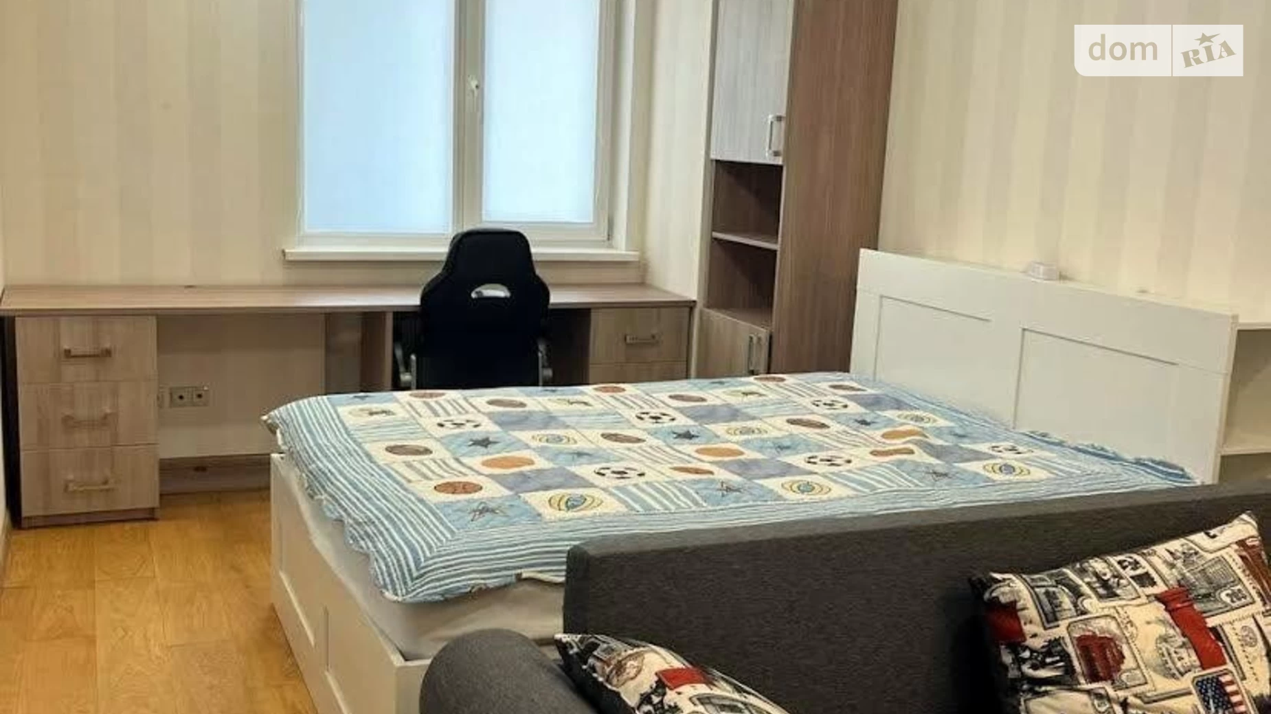 Продается 4-комнатная квартира 124 кв. м в Киеве, ул. Генерала Геннадия Воробьева, 13Е