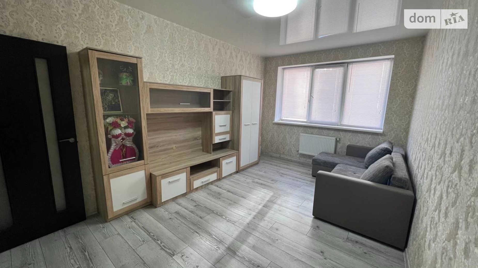 Продается 1-комнатная квартира 38.5 кв. м в Михайловке-Рубежовке, вул. Чубинского