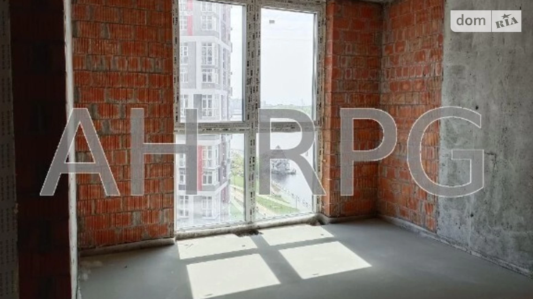 Продається 1-кімнатна квартира 61 кв. м у Києві, вул. Євгена Маланюка(Сагайдака), 101