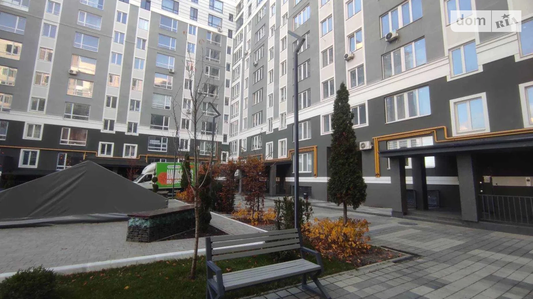 Продается 1-комнатная квартира 43 кв. м в Буче, ул. Ивана Кожедуба