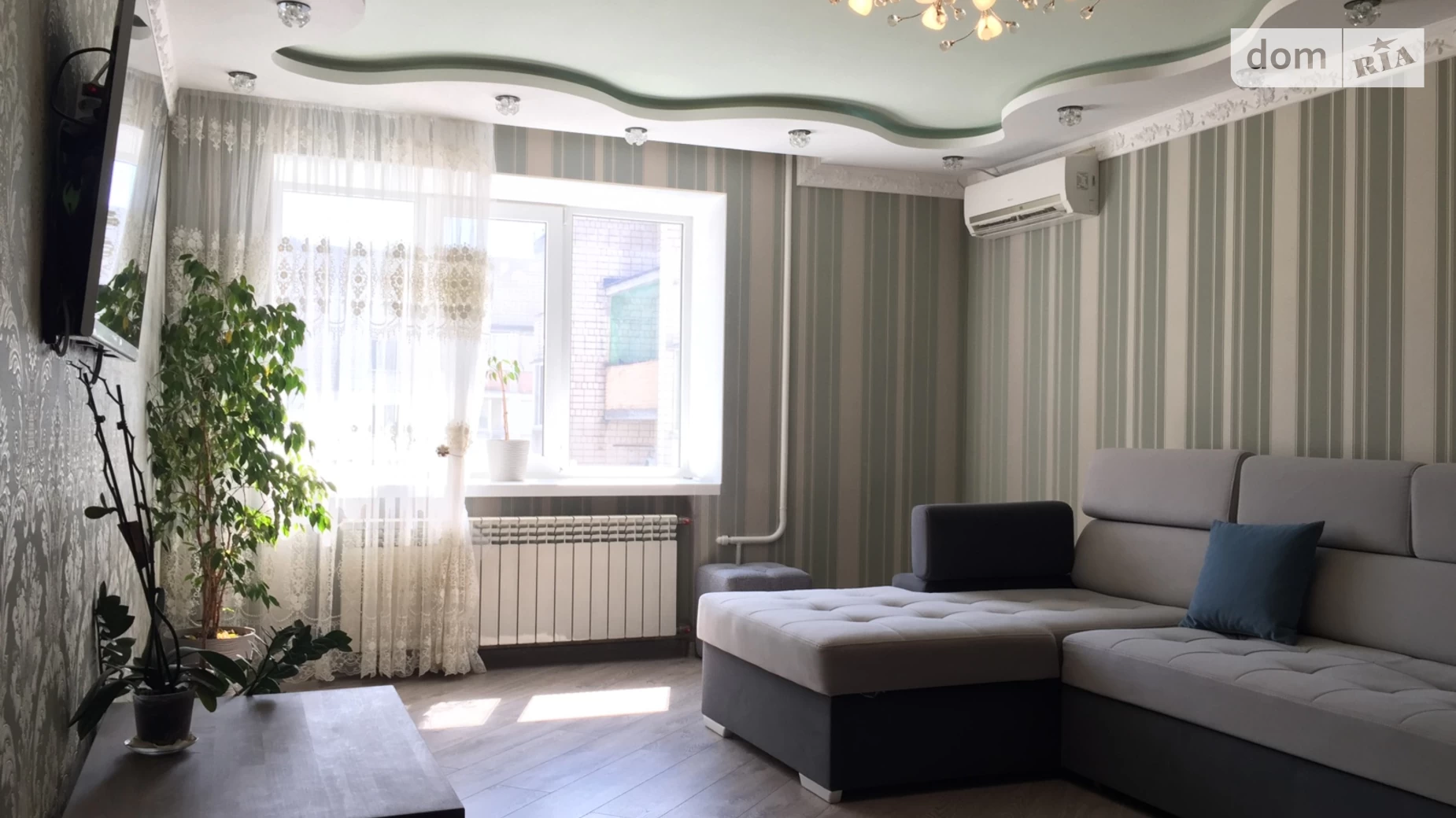 Продается 3-комнатная квартира 77 кв. м в Виннице, ул. Антонова Олега, 27