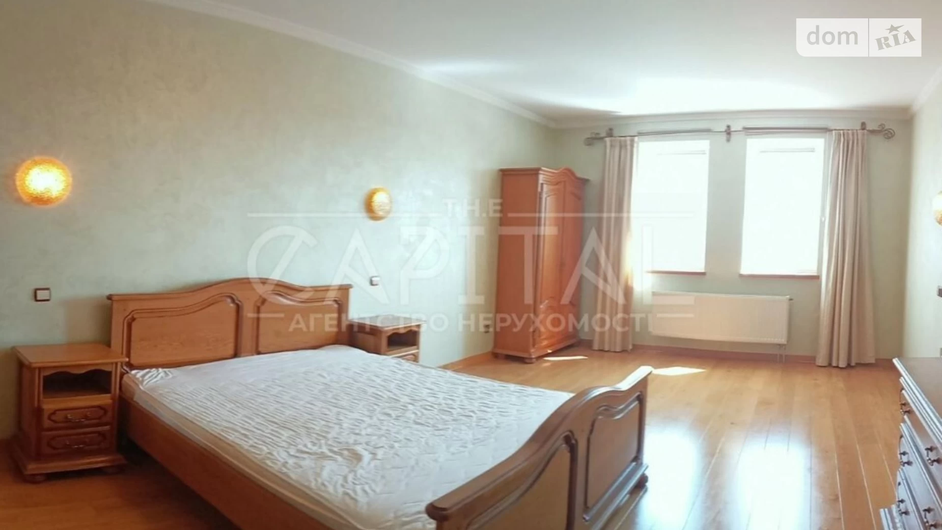 Продается 2-комнатная квартира 87 кв. м в Киеве, ул. Голосеевская, 13Б