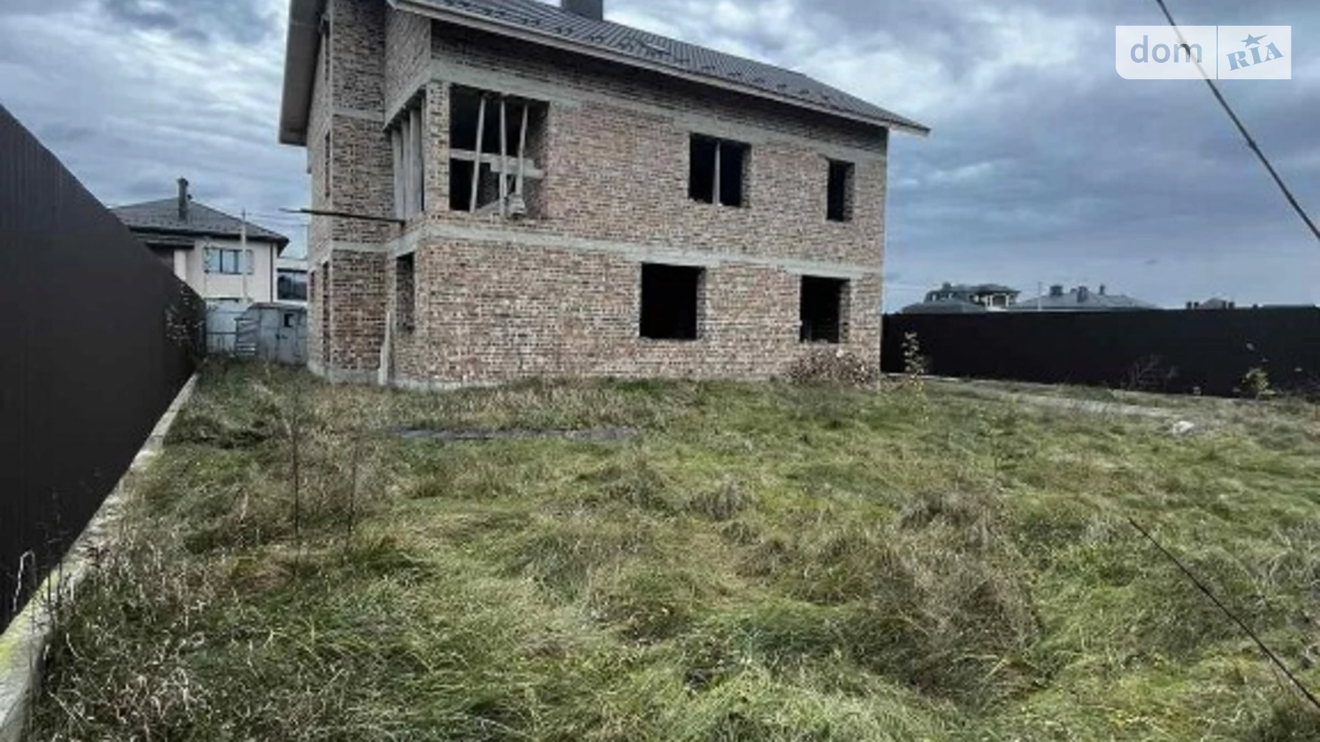 Продается одноэтажный дом 220 кв. м с гаражом, цена: 180000 $ - фото 5