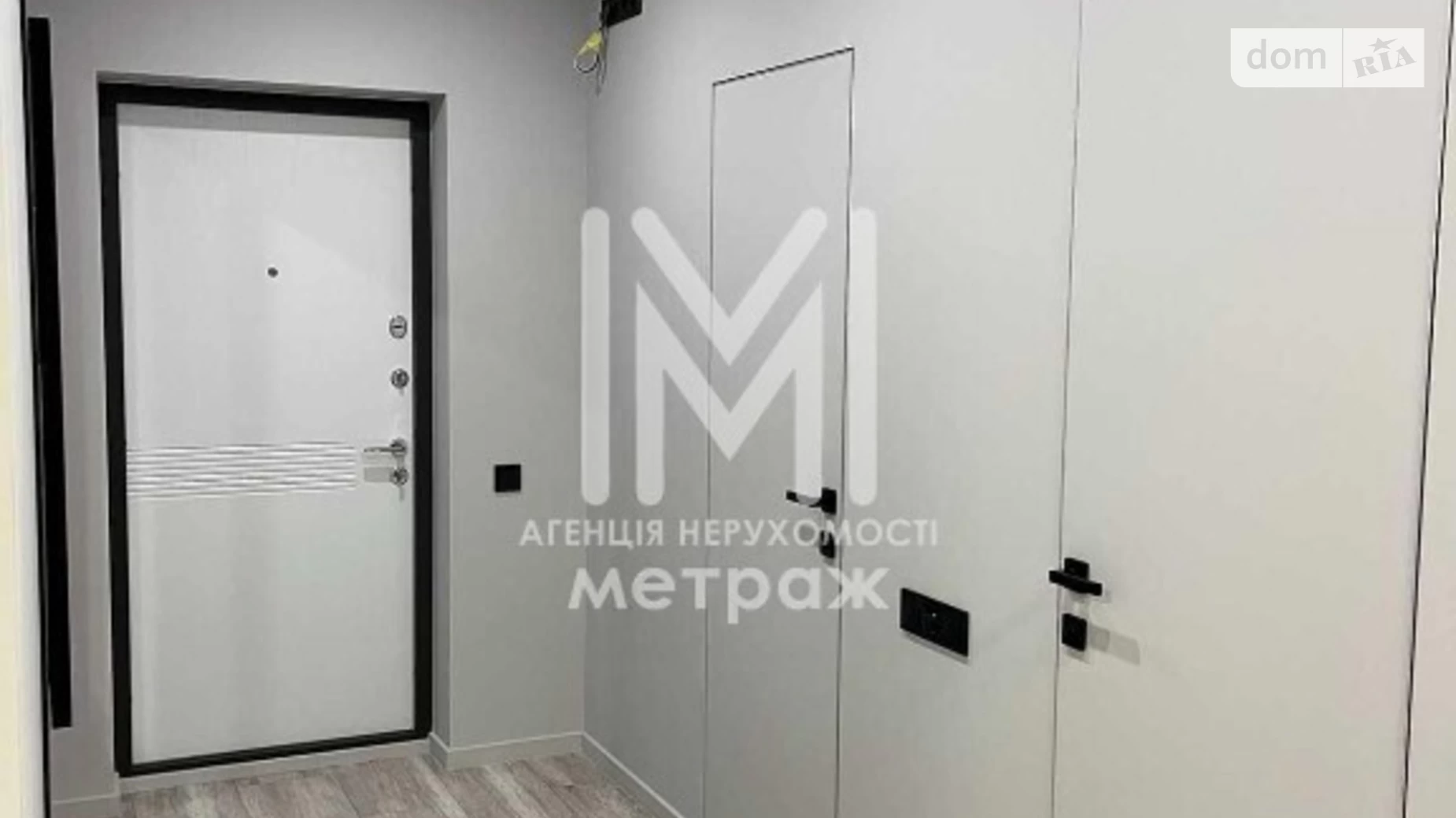 Продается 1-комнатная квартира 42 кв. м в Киеве, ул. Ревуцкого, 40 - фото 3