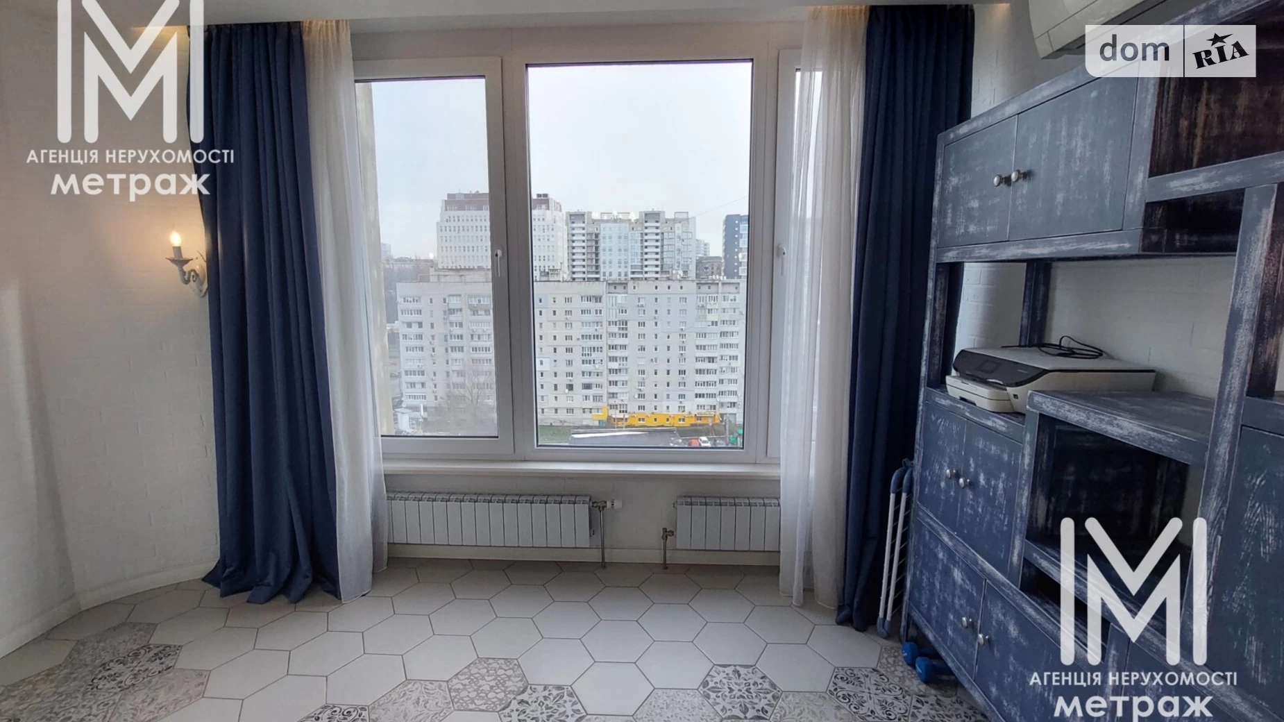 Продается 3-комнатная квартира 76 кв. м в Харькове, ул. Залесская, 5 - фото 2