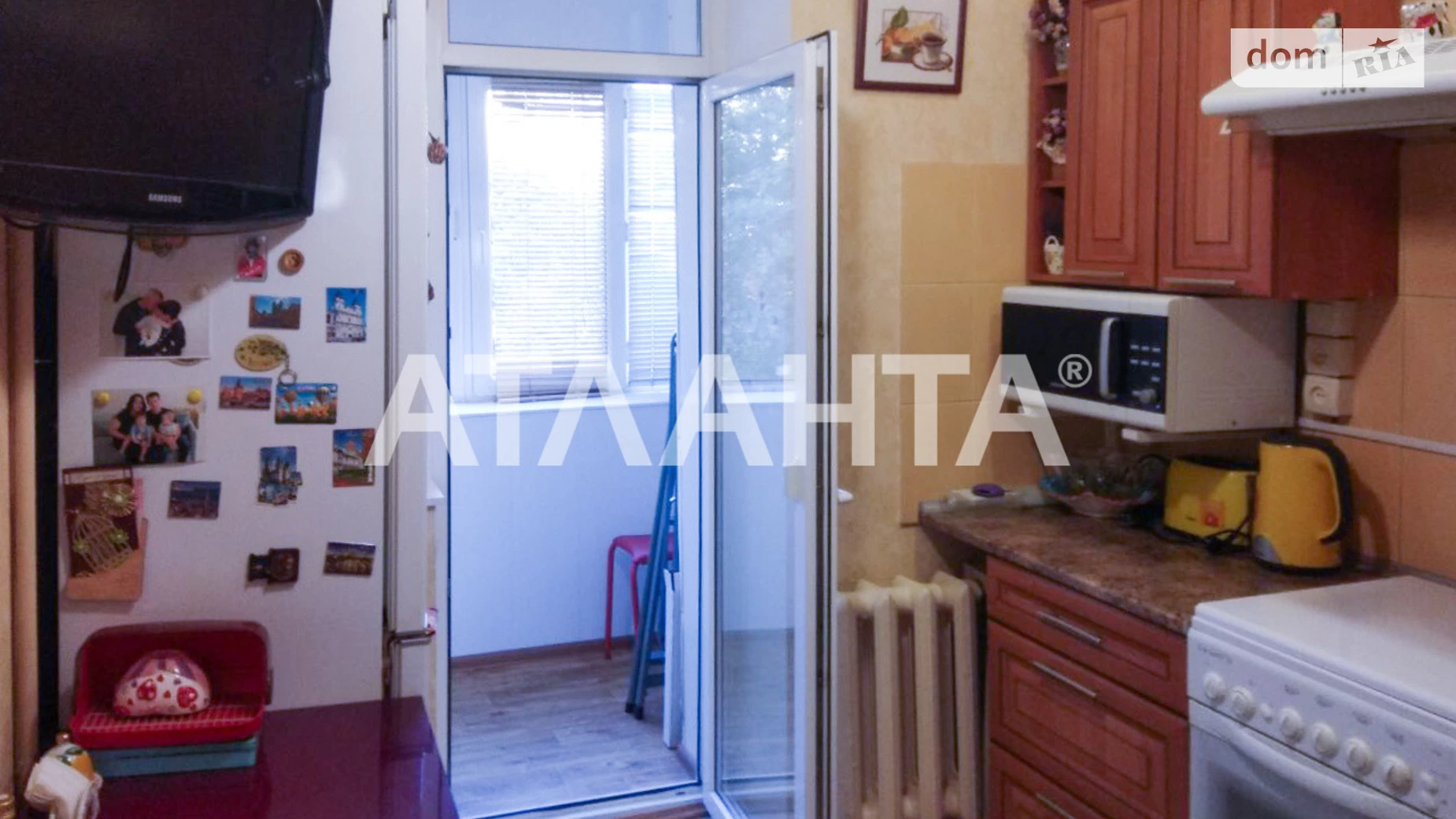 Продається 2-кімнатна квартира 41.2 кв. м у Одесі, вул. Канатна
