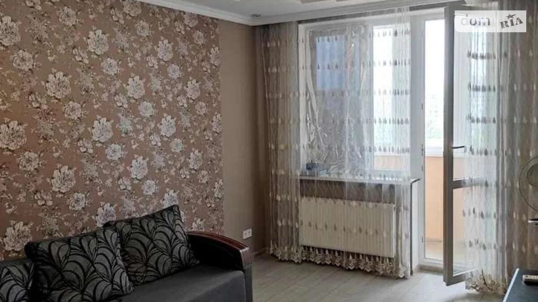 Продається 2-кімнатна квартира 67 кв. м у Одесі, вул. Академіка Корольова