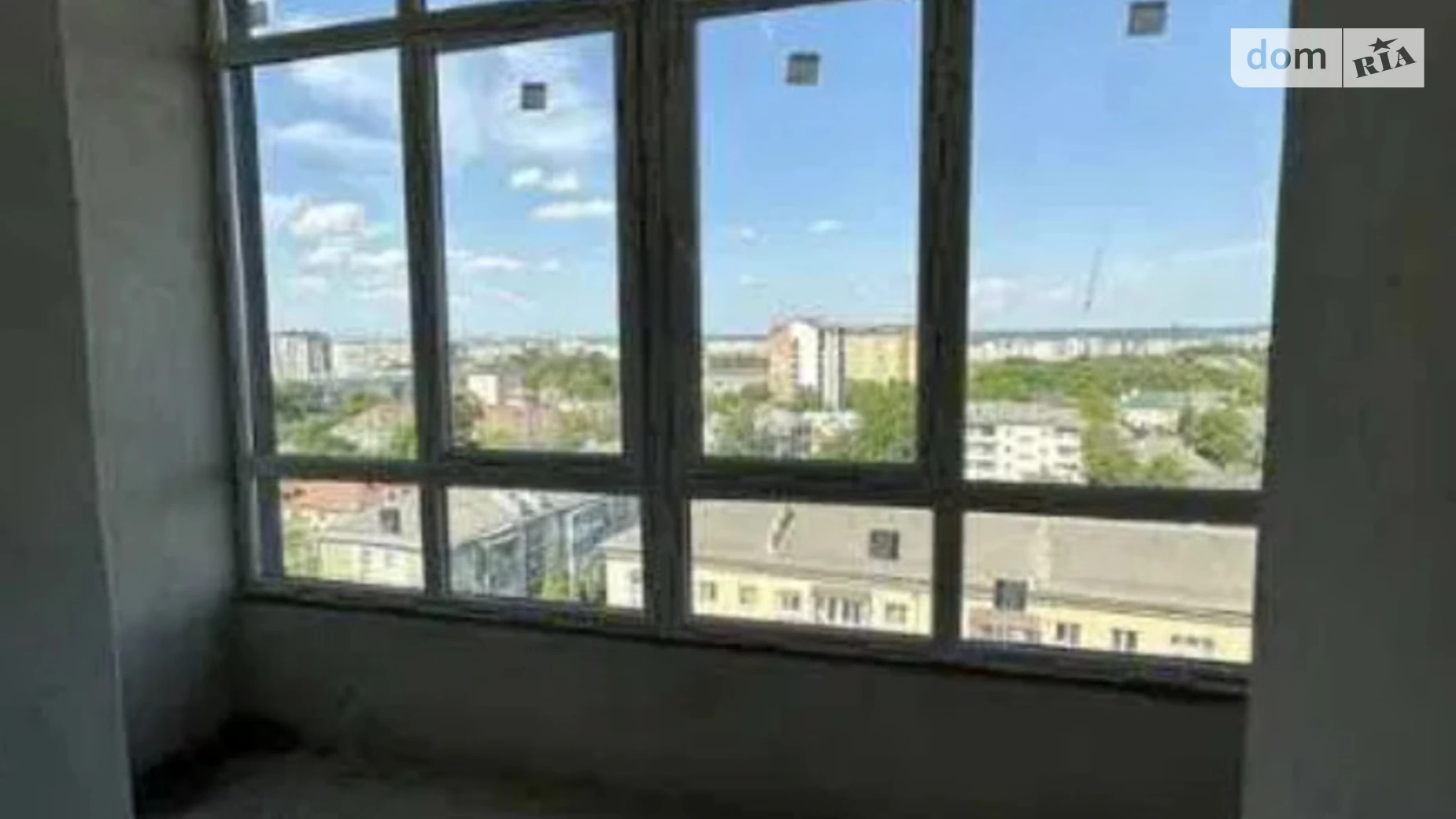 Продается 2-комнатная квартира 70 кв. м в Ивано-Франковске, ул. Национальной Гвардии - фото 2