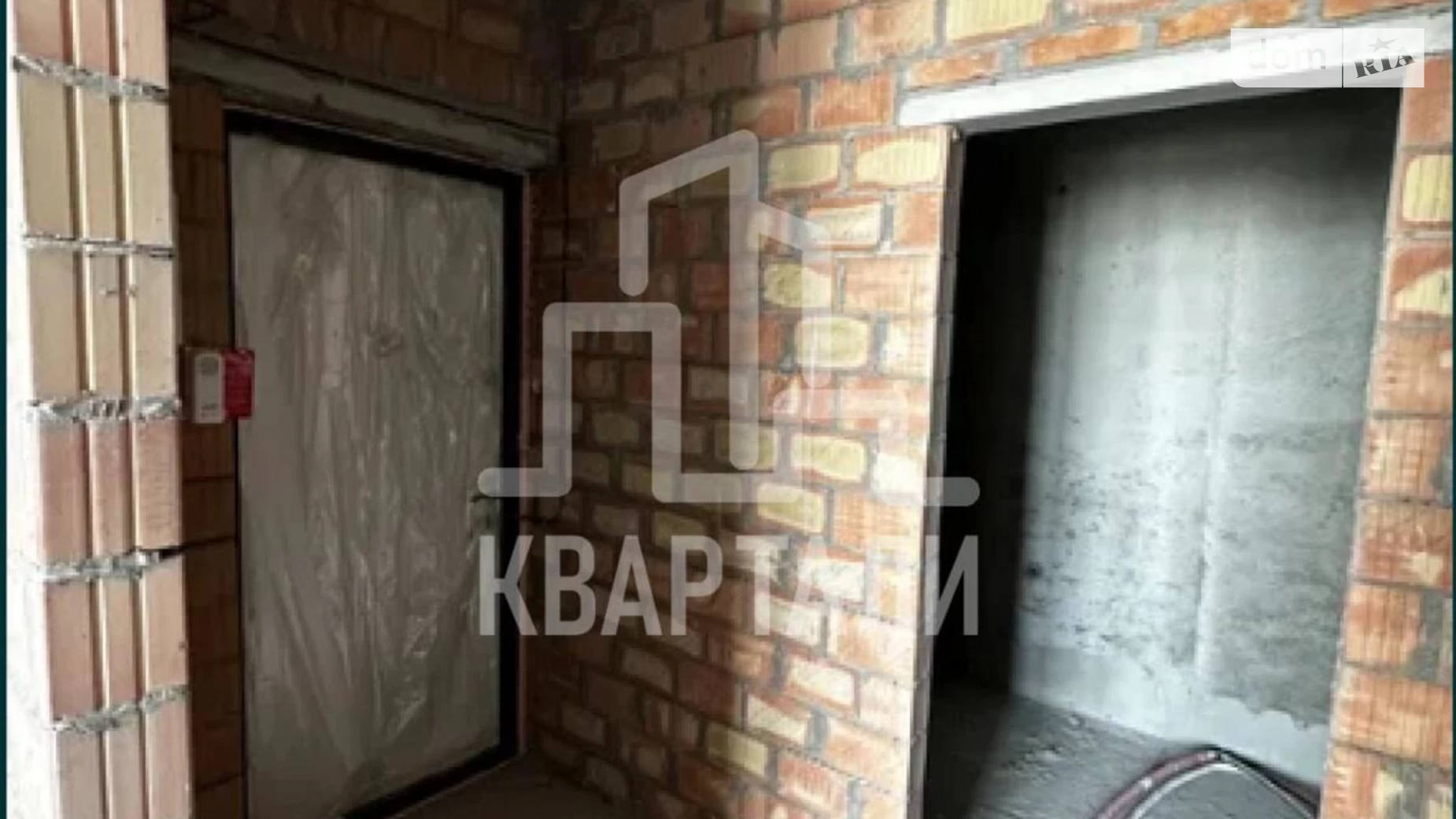 Продается 1-комнатная квартира 35 кв. м в Киеве