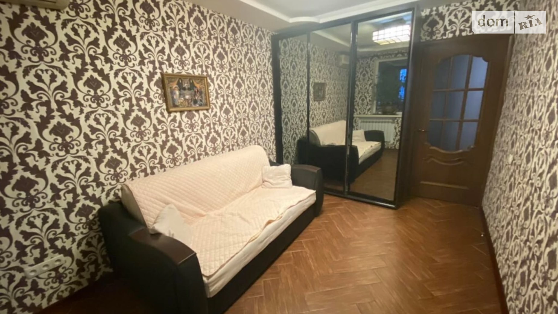 Продается 3-комнатная квартира 65 кв. м в Днепре, бул. Славы - фото 2