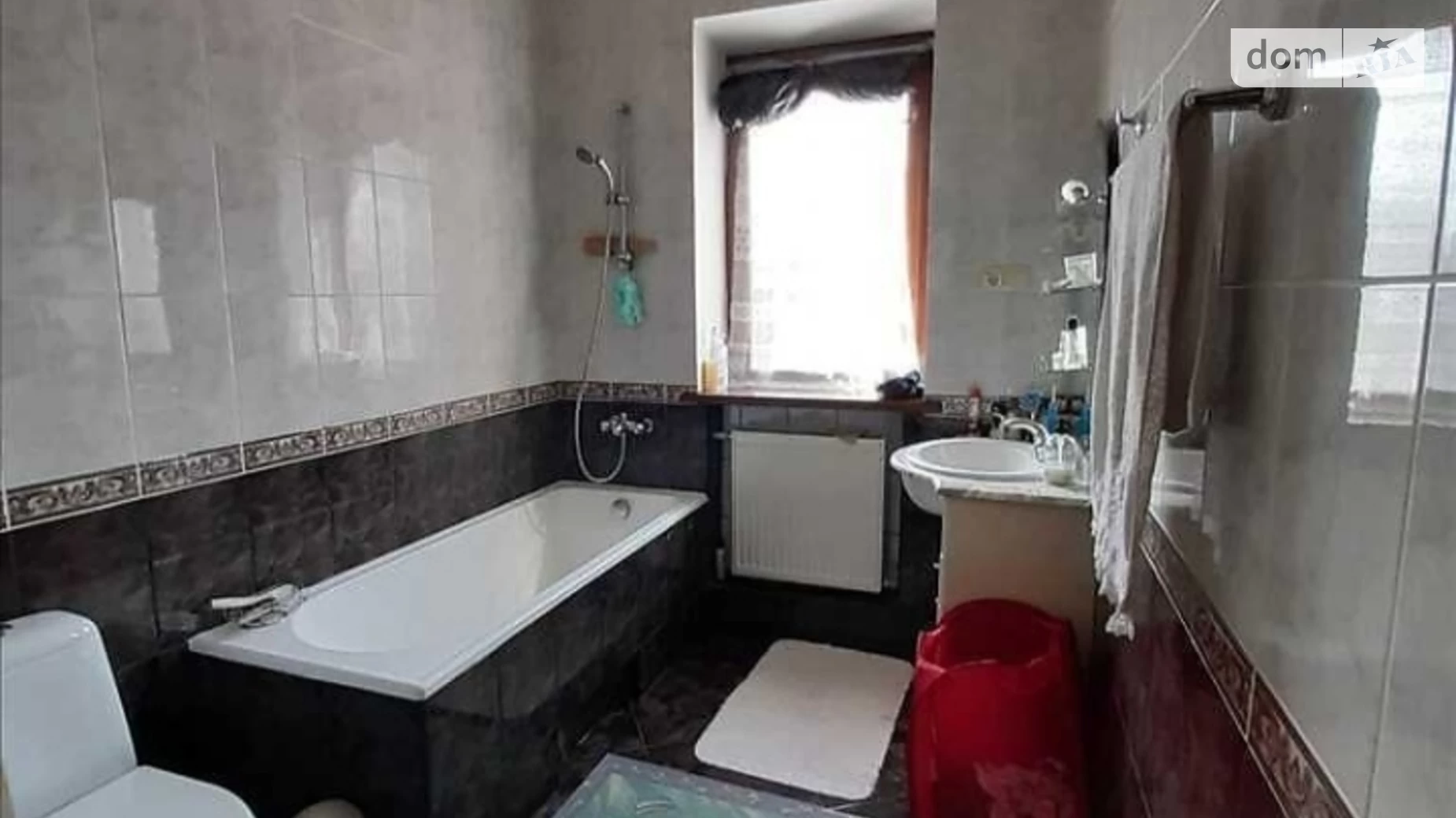 Продается дом на 2 этажа 300 кв. м с участком, цена: 200000 $ - фото 2