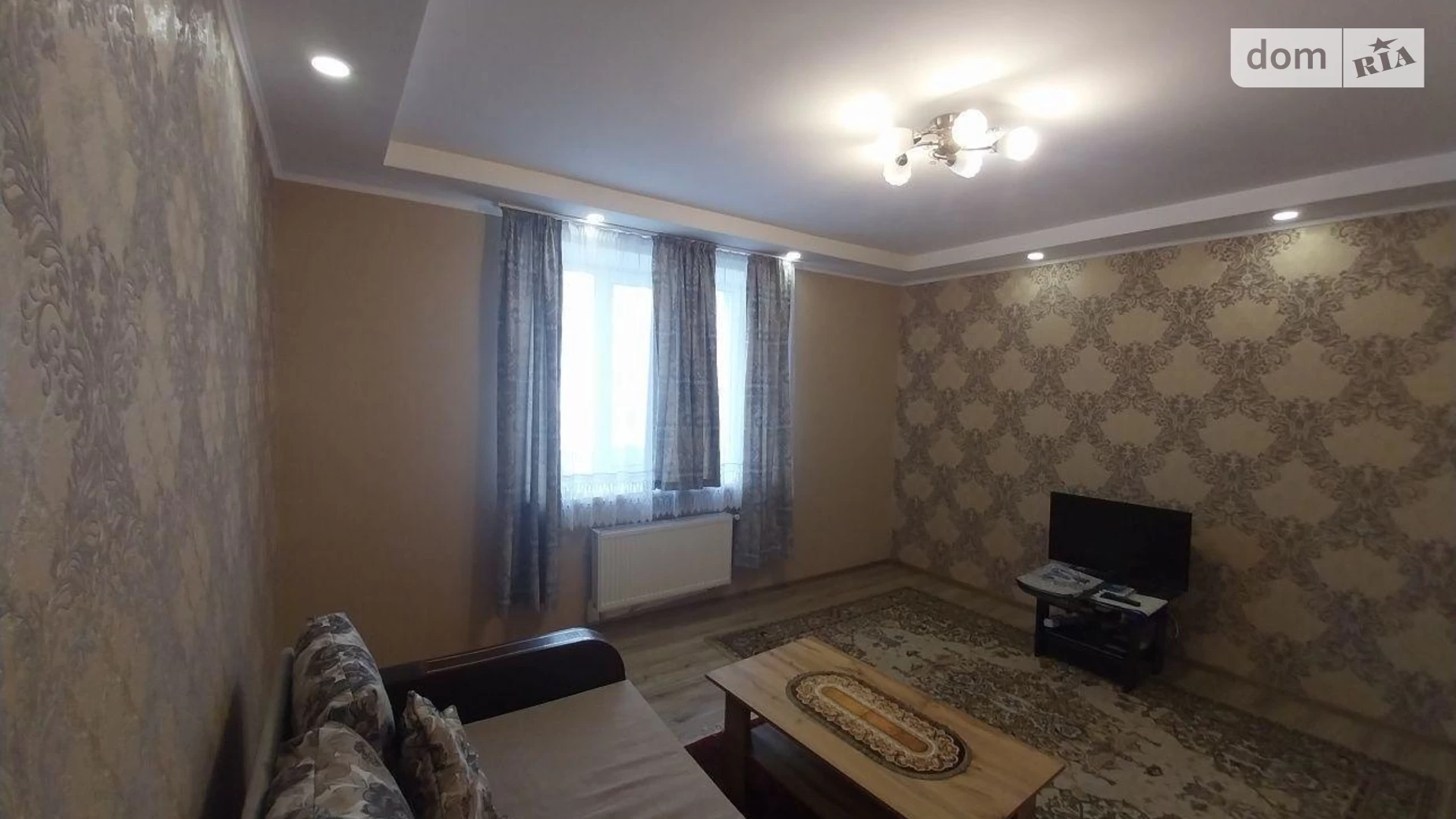 Продається 2-кімнатна квартира 56 кв. м у Софіївській Борщагівці, вул. Боголюбова, 37