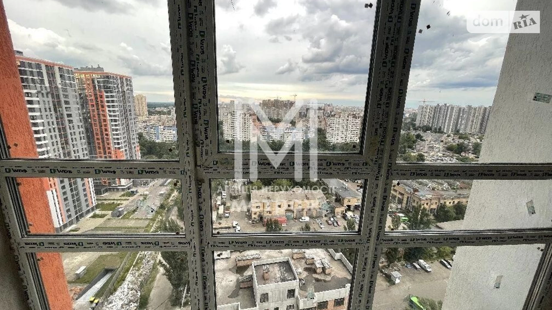 Продается 2-комнатная квартира 67 кв. м в Киеве, ул. Бережанская, 15 - фото 3