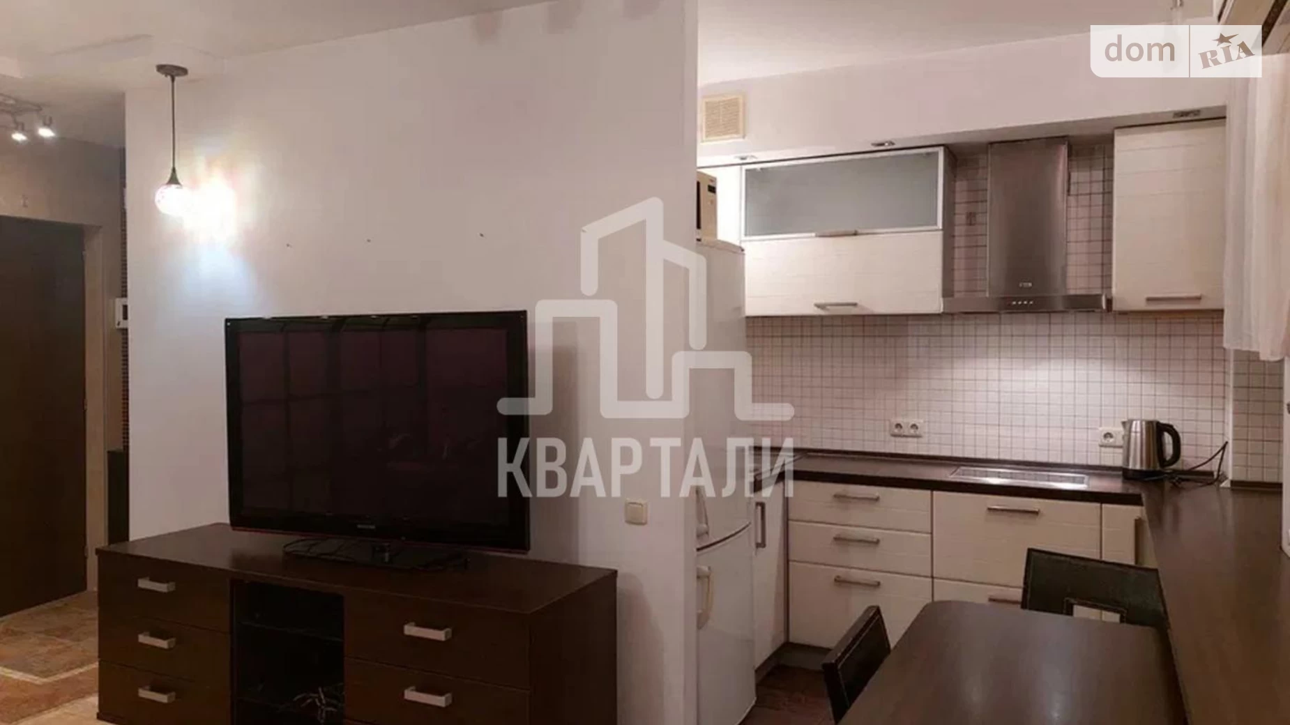 Продается 1-комнатная квартира 28 кв. м в Киеве, ул. Лаврская, 8 - фото 4