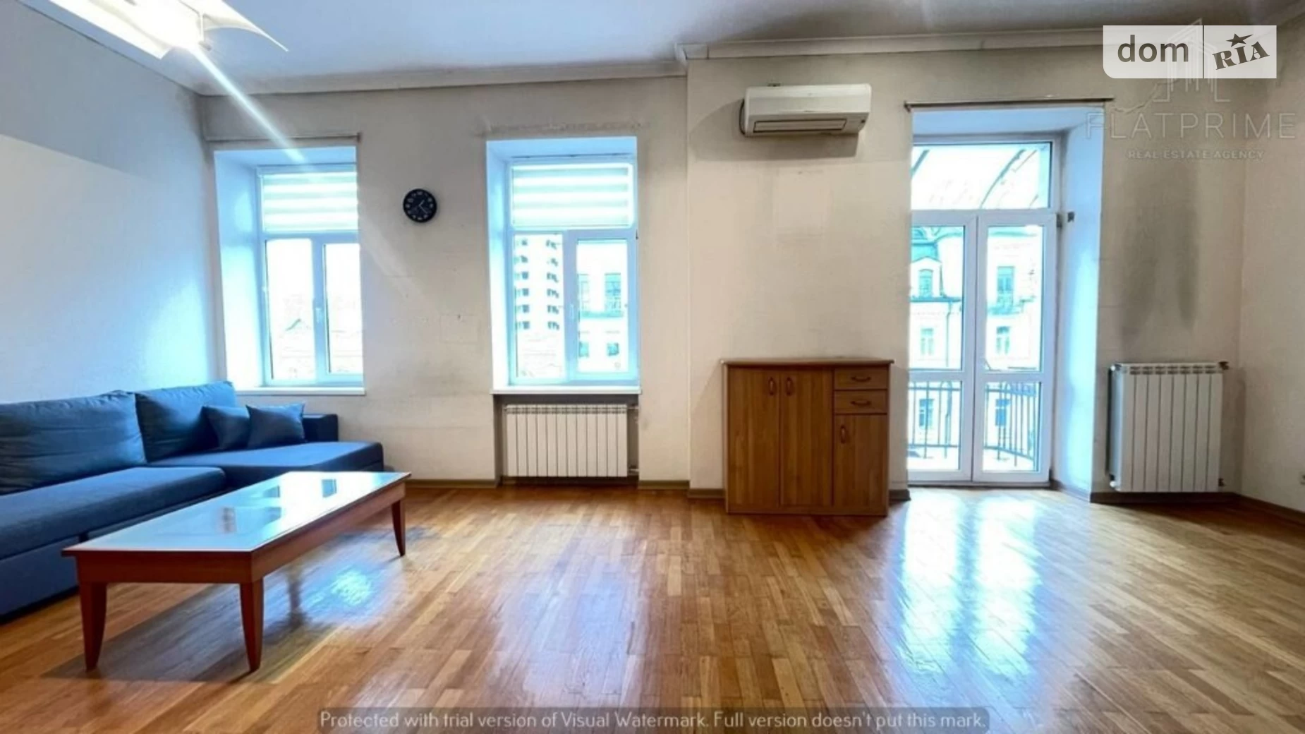 Продается 1-комнатная квартира 67 кв. м в Киеве, ул. Саксаганского, 32