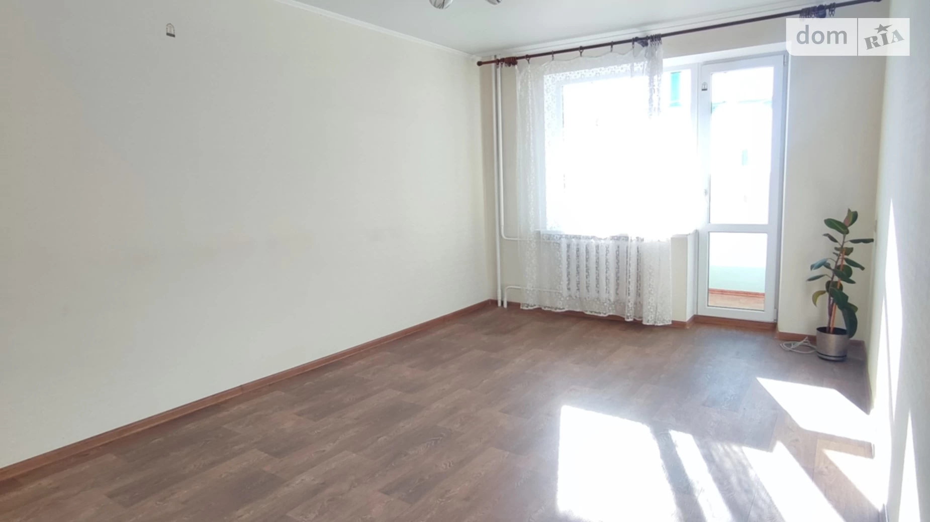 Продается 3-комнатная квартира 68 кв. м в Николаеве, ул. Обереговая(Гайдара)