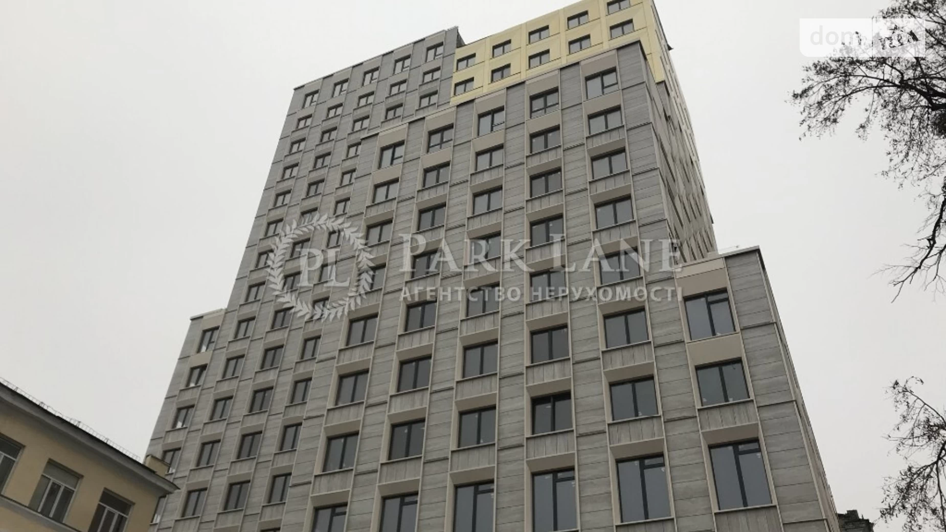 Продается 3-комнатная квартира 86 кв. м в Киеве, ул. Владимирская, 86А