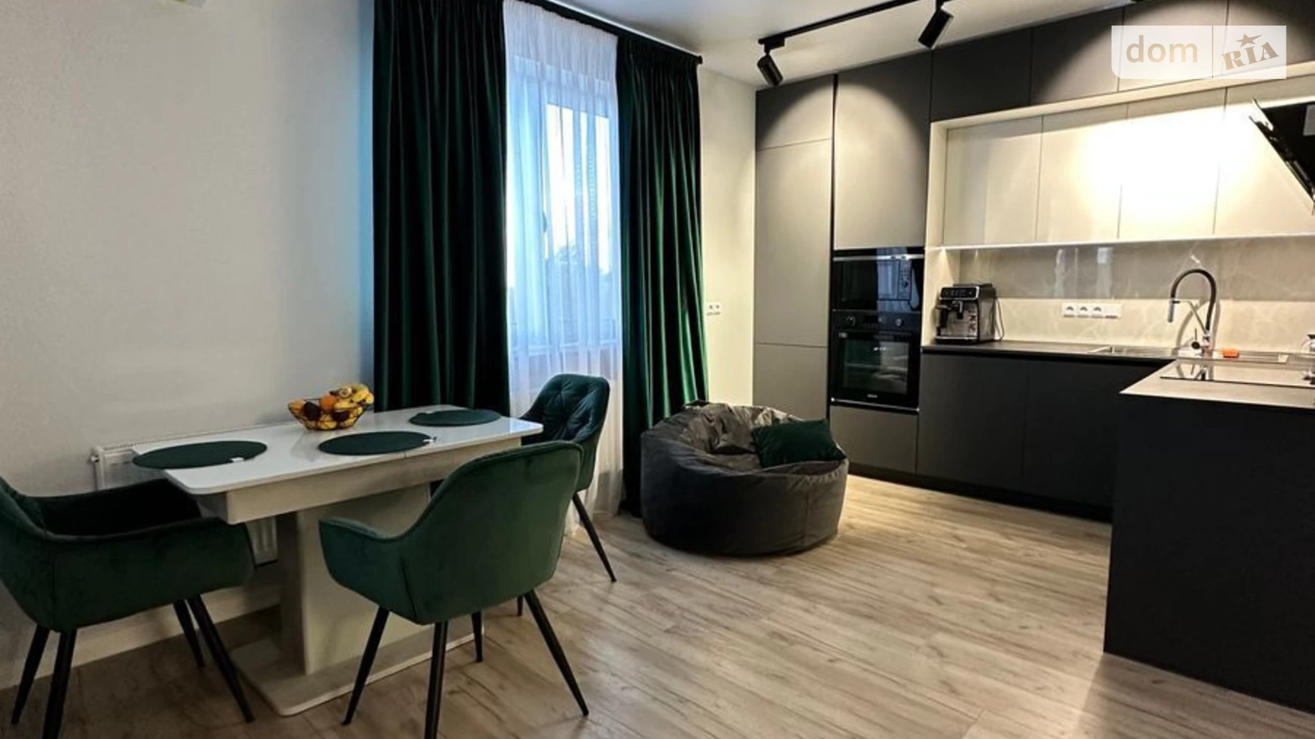 Продается 2-комнатная квартира 99 кв. м в Киеве, ул. Юрия Кондратюка, 7 - фото 2