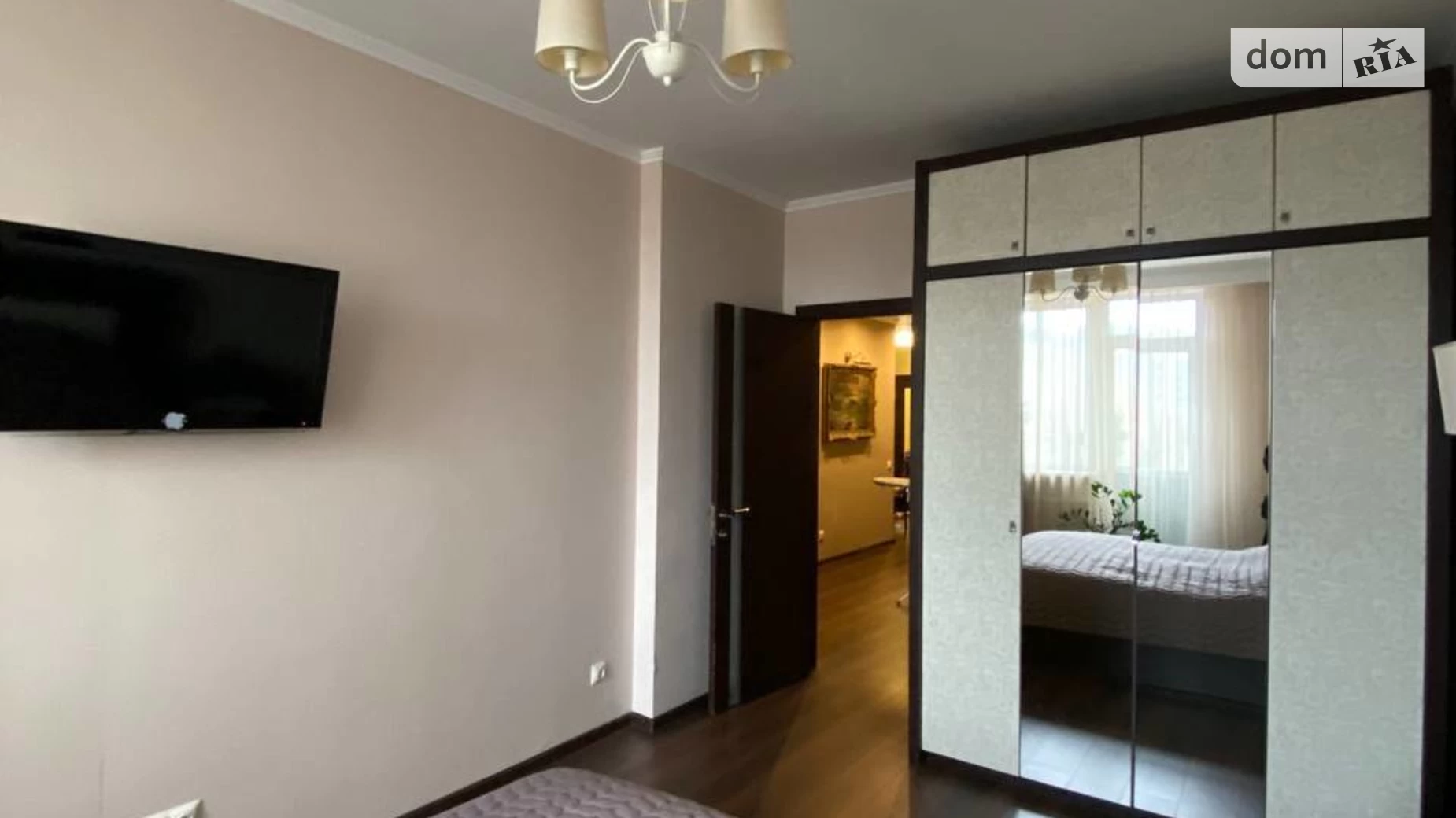 Продается 3-комнатная квартира 105 кв. м в Киеве, ул. Ломоносова, 71Г - фото 2